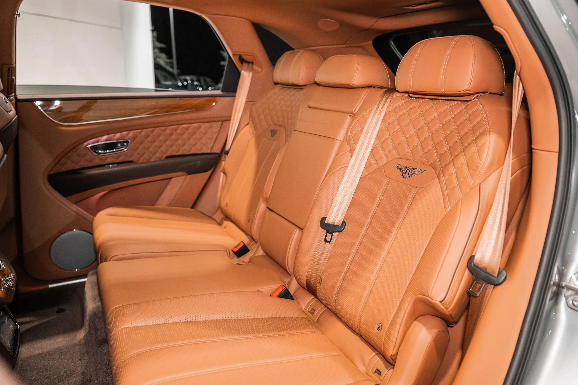 mph022_189511474_Used_2022_Bentley_Bentayga_V8_1792247814_66c8bbf720