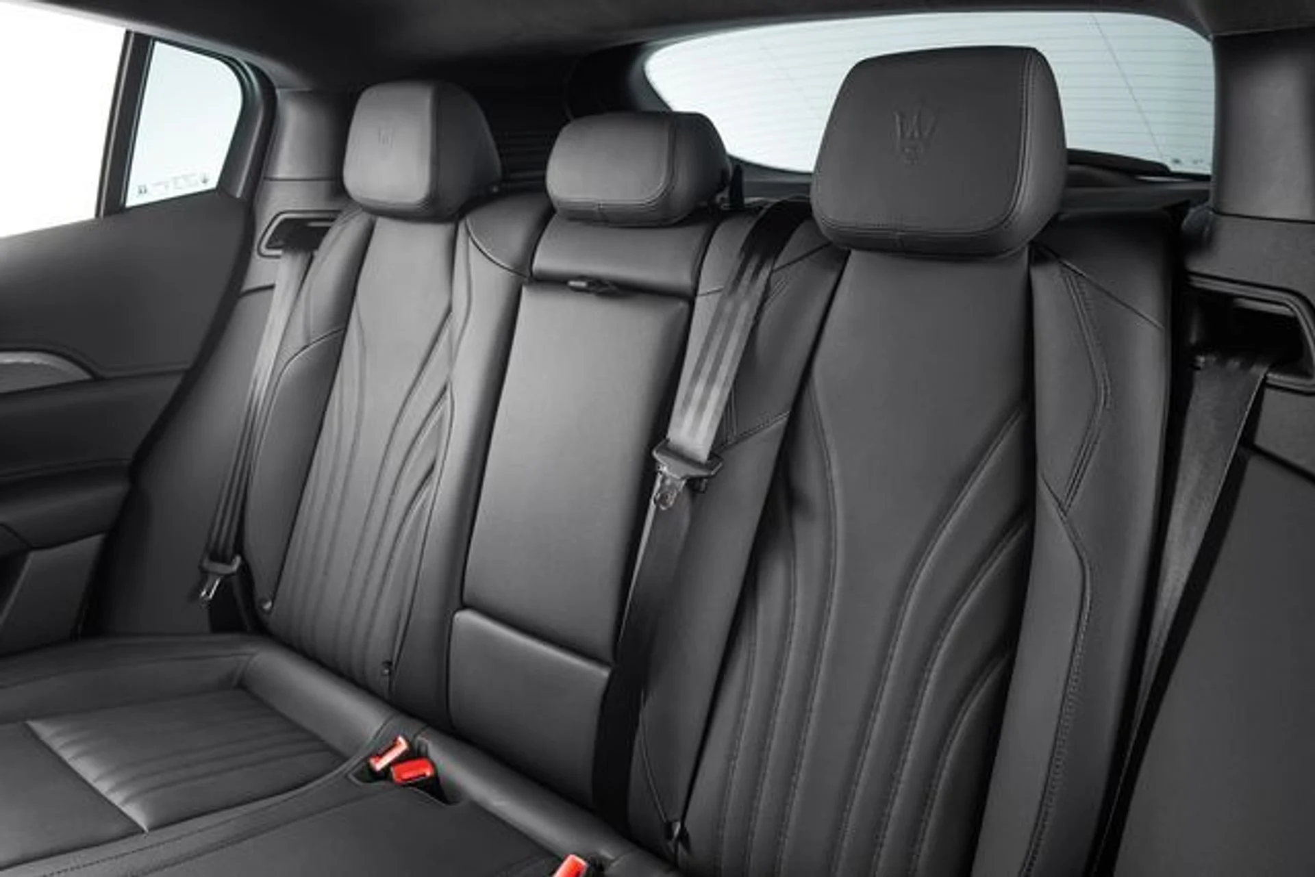 mph022_1900672365_3c5737eebb34442034d63f27d7ee437fx_e3950f51fb