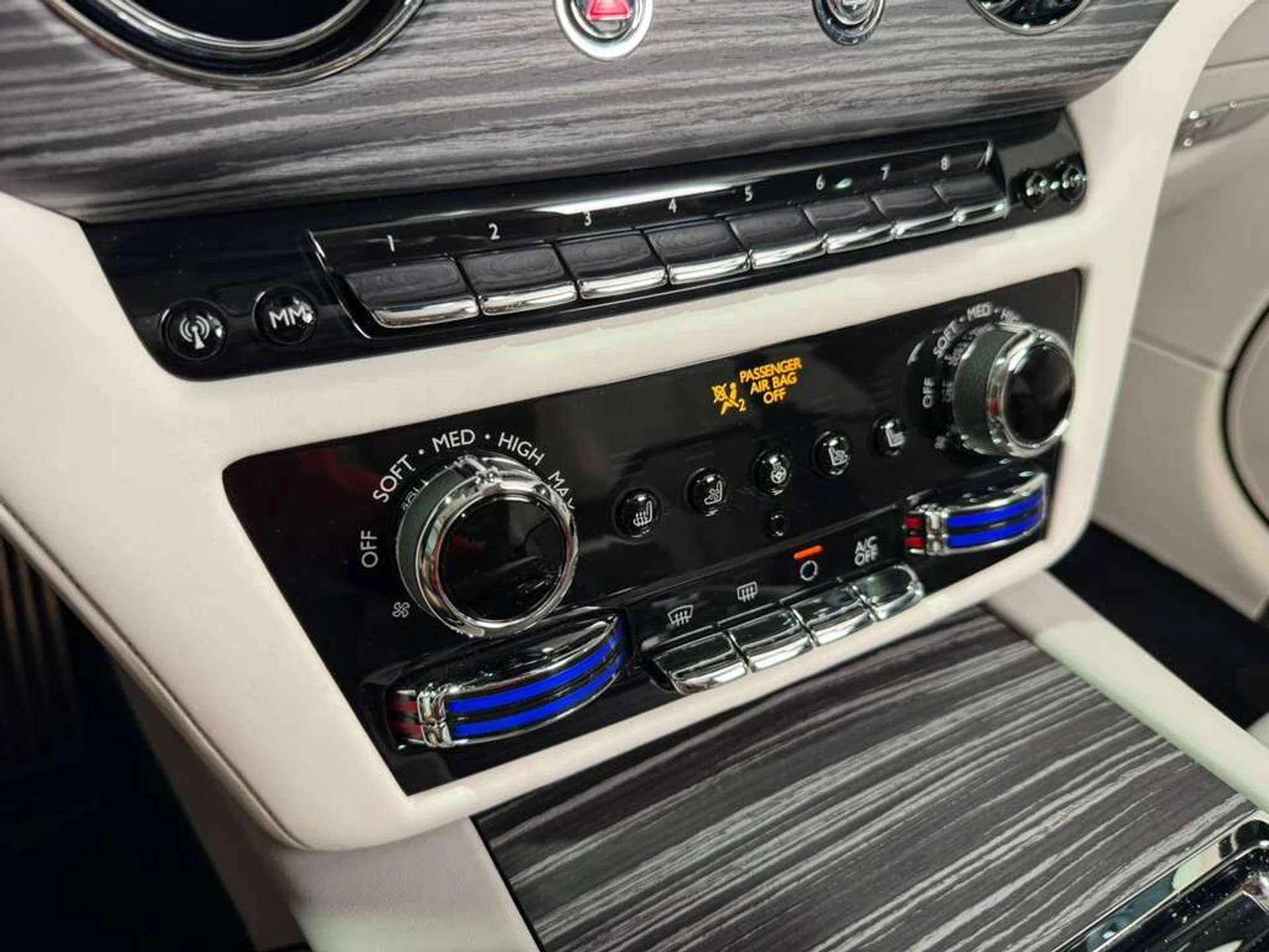 mph022_190305293_ff266e39063d71e82fbc3b5c970d72ad_f18727db12