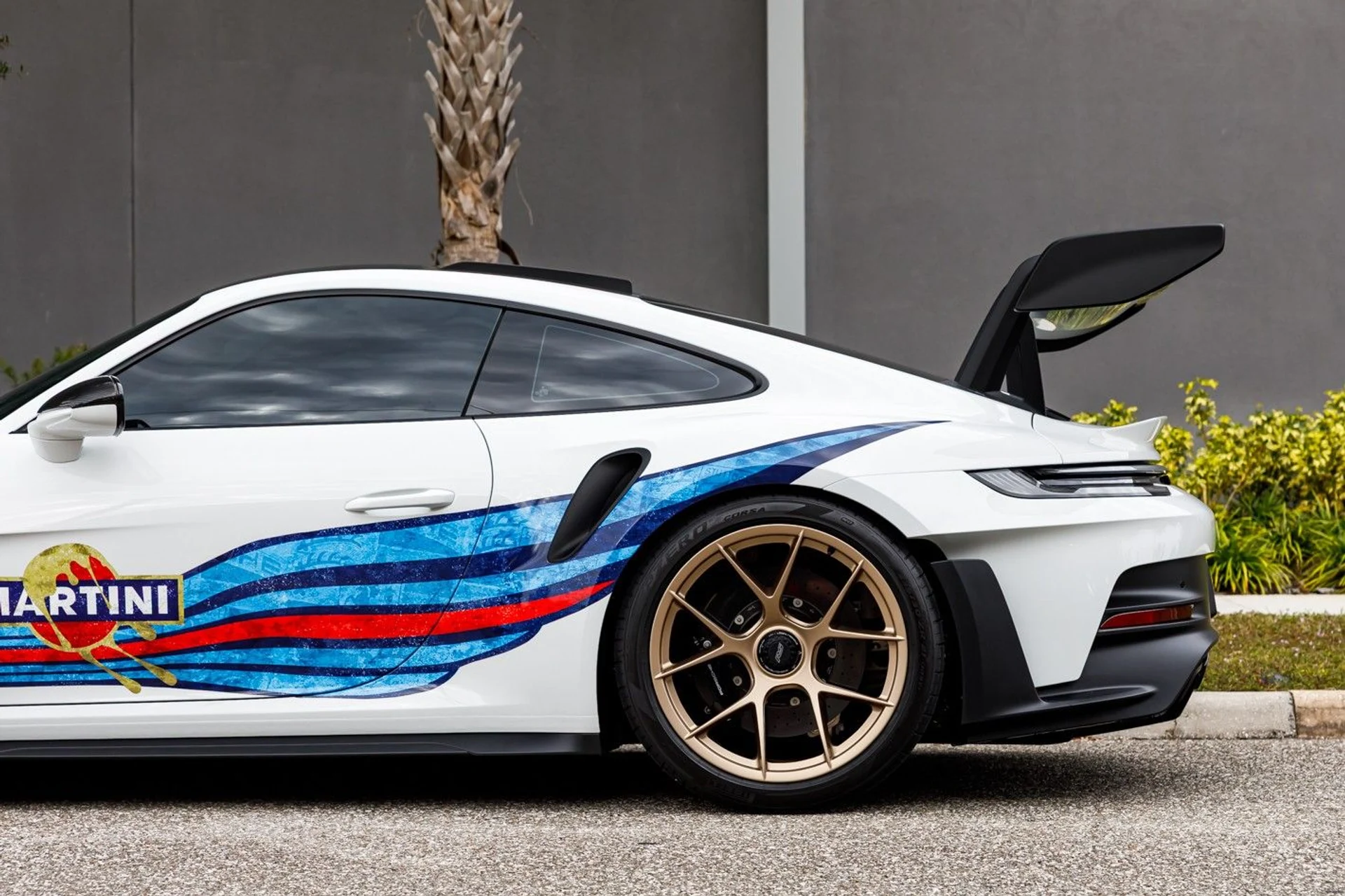 mph022_1906759647_645_p25_l_0e15312e75