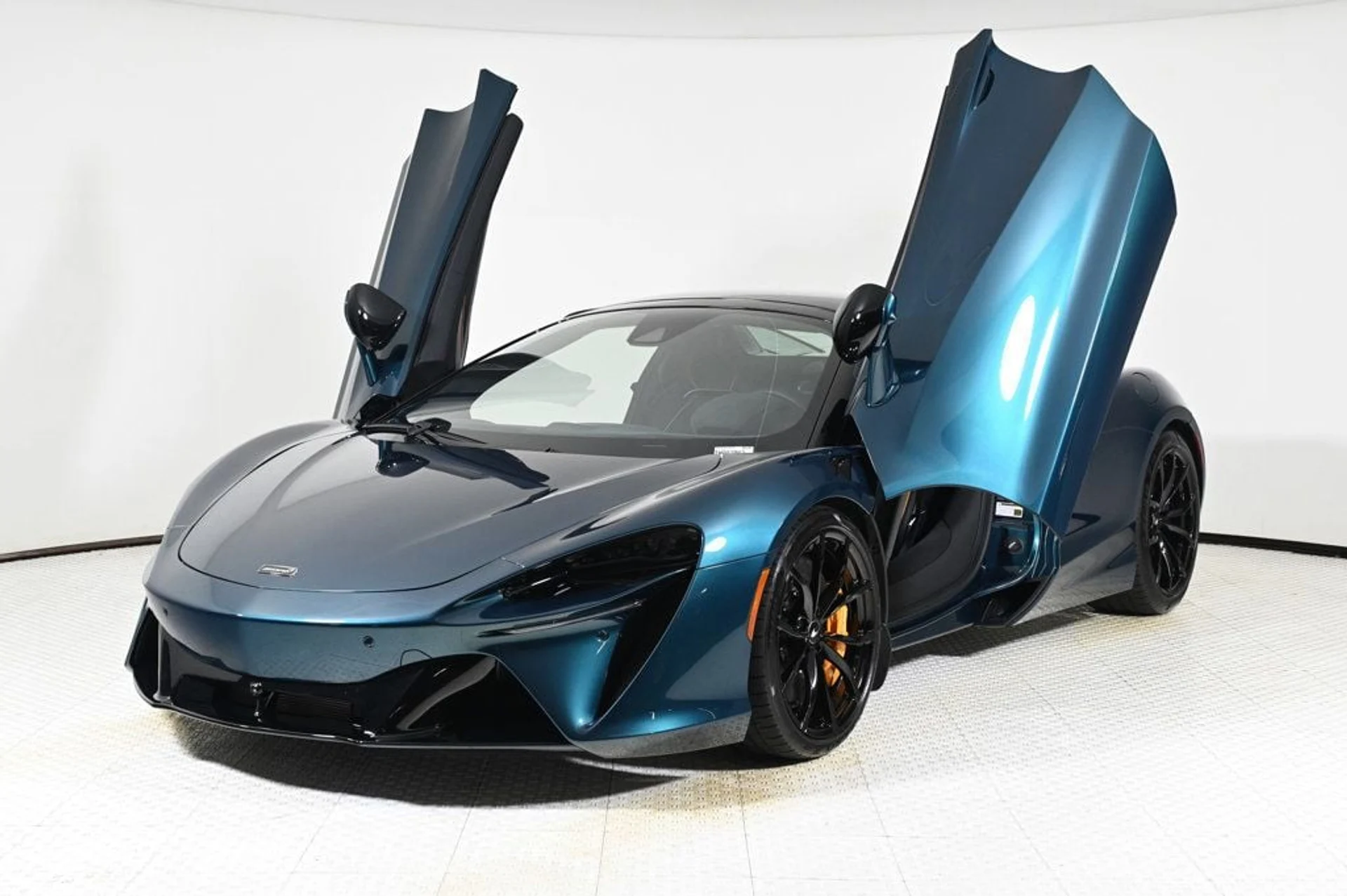 mph022_1907928697_new_2026_mclaren_artura_11350_22913477_22_1024_5fad6de6a1