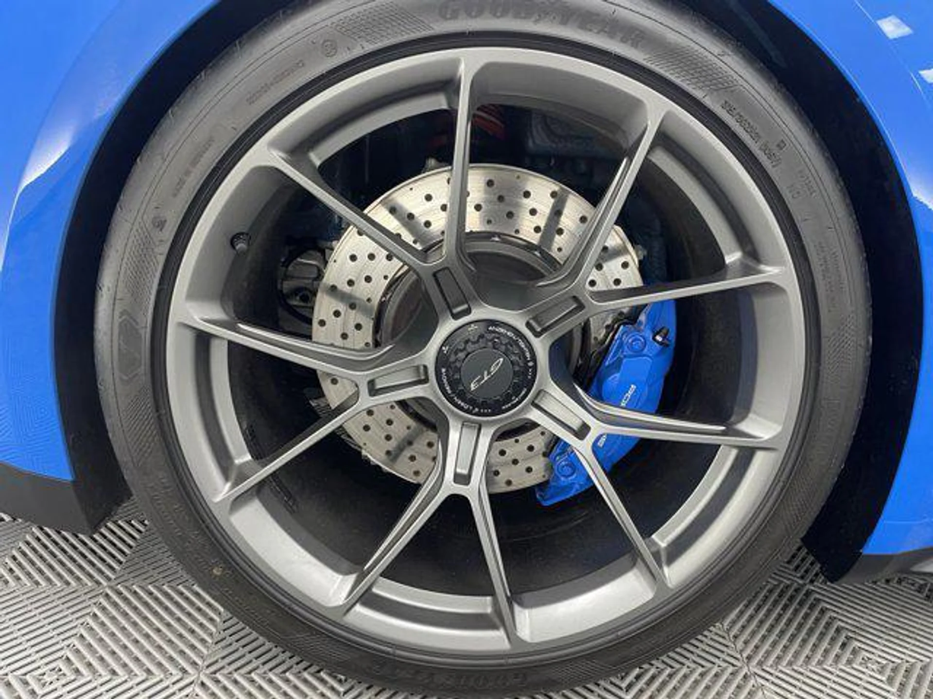 mph022_1910583928_y_Ro_U_Hmqul_T_Ue_S_Th_CE_Gb_Vr_N_HE_ebf0162d0e