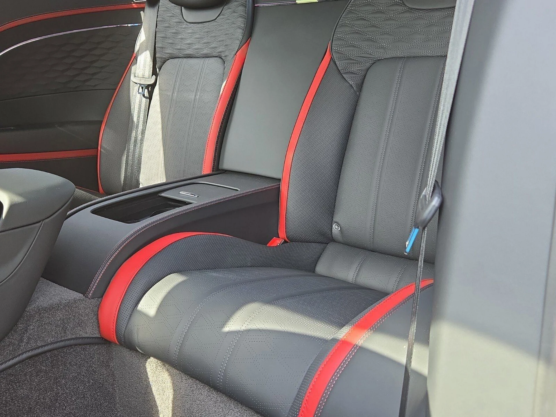 mph022_1913537406_3c31415579892315fbe2d2cb709f8358x_5dbc77f12d