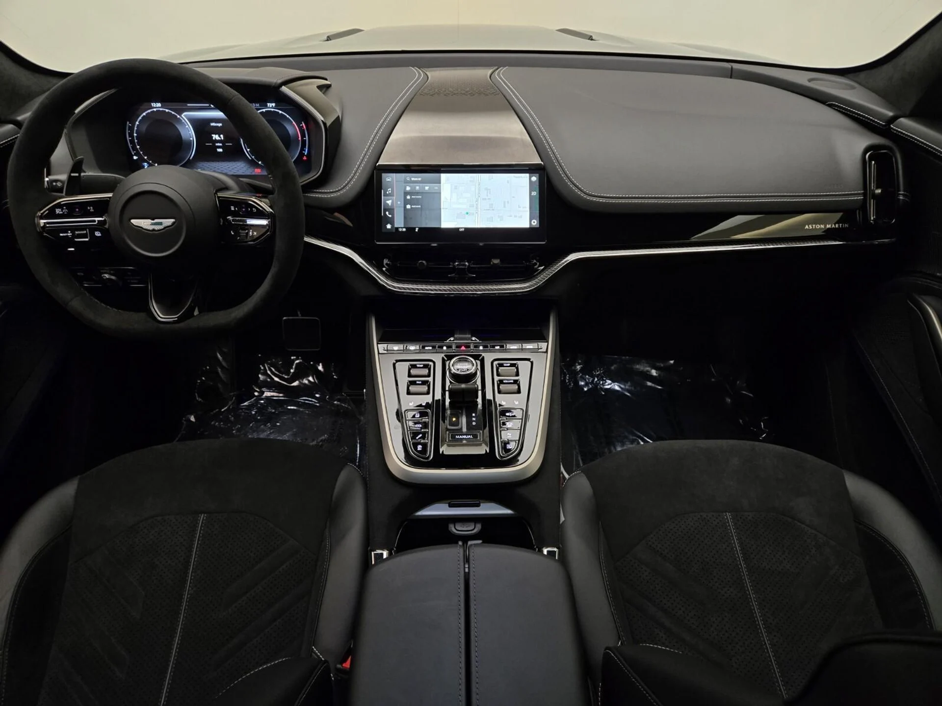 mph022_1915121672_New_2026_Aston_Martin_DBX_S_1776143667_911538c2e6