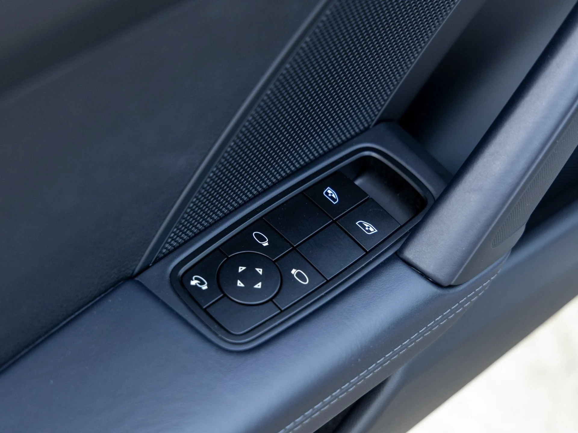 mph022_1915195429_23_93f303c794