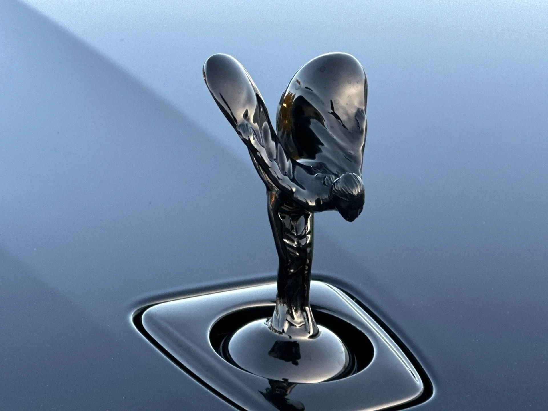 mph022_1917151992_New_2026_Rolls_Royce_Black_Badge_Ghost_1765033540_95713477ef