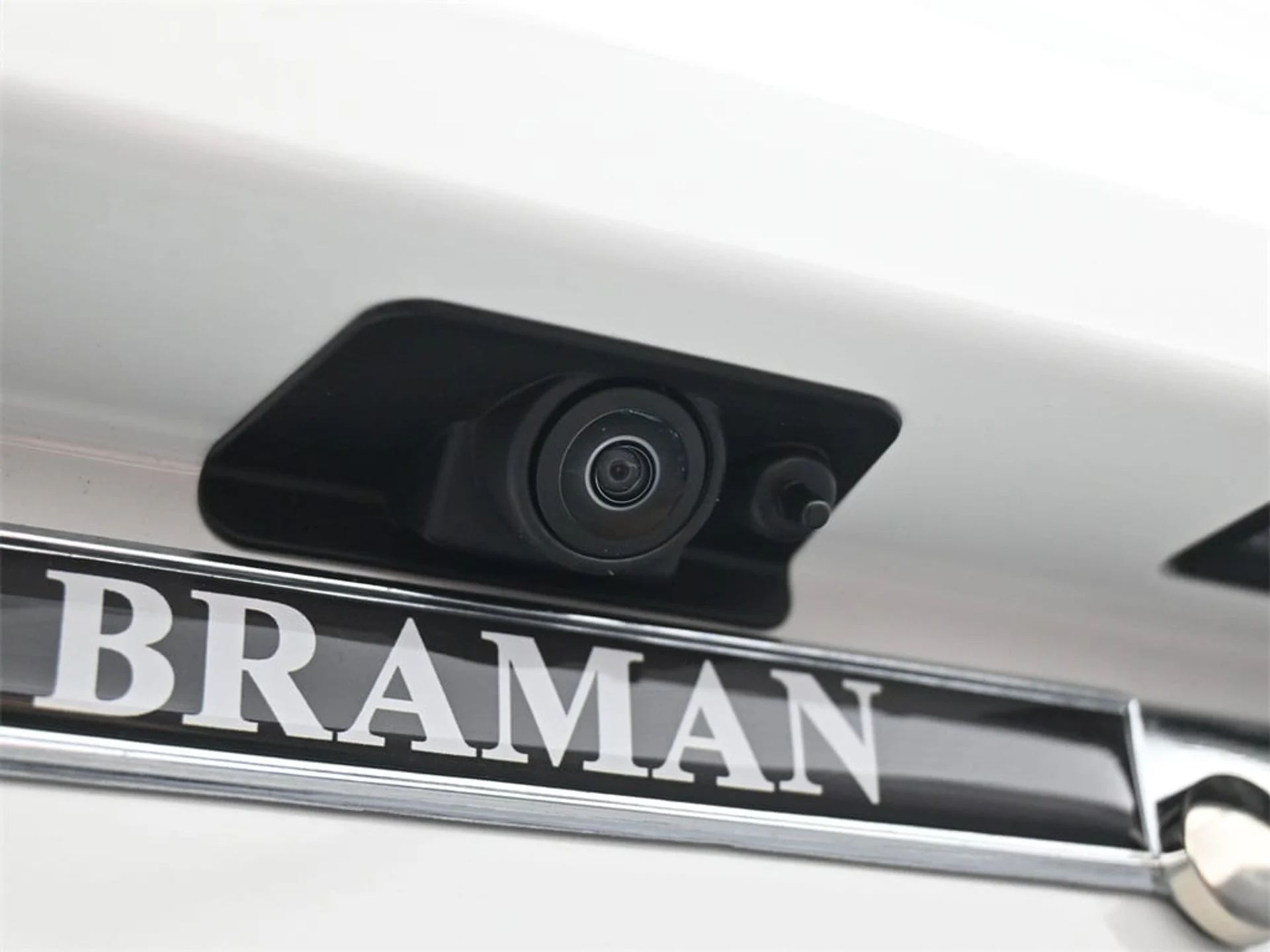 mph022_1917748429_cf046960162bc50415d0bdb50c56058cx_1247e73701