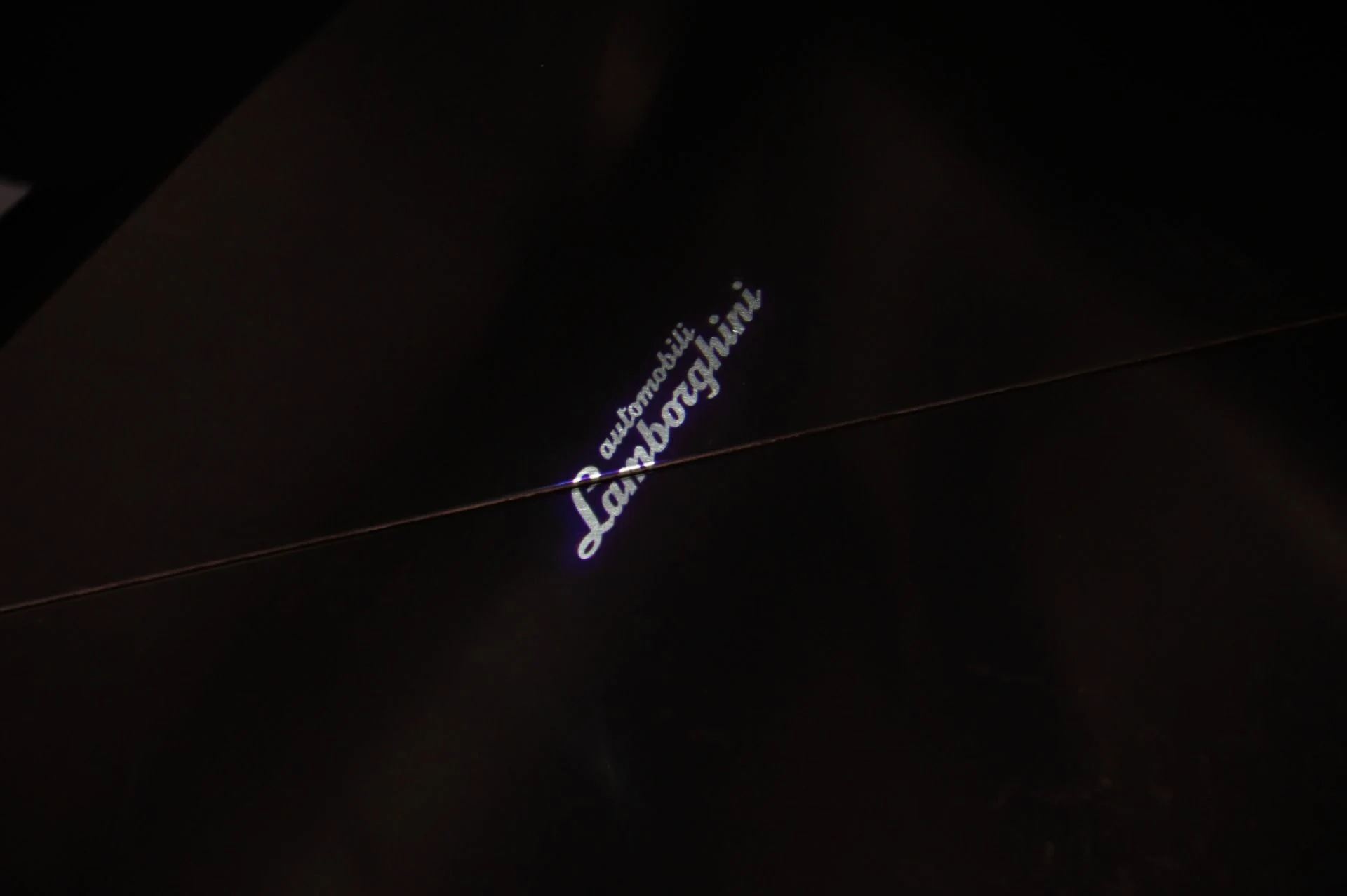 mph022_1917980683_Used_2020_Lamborghini_Urus_1770313419_d3caa70668