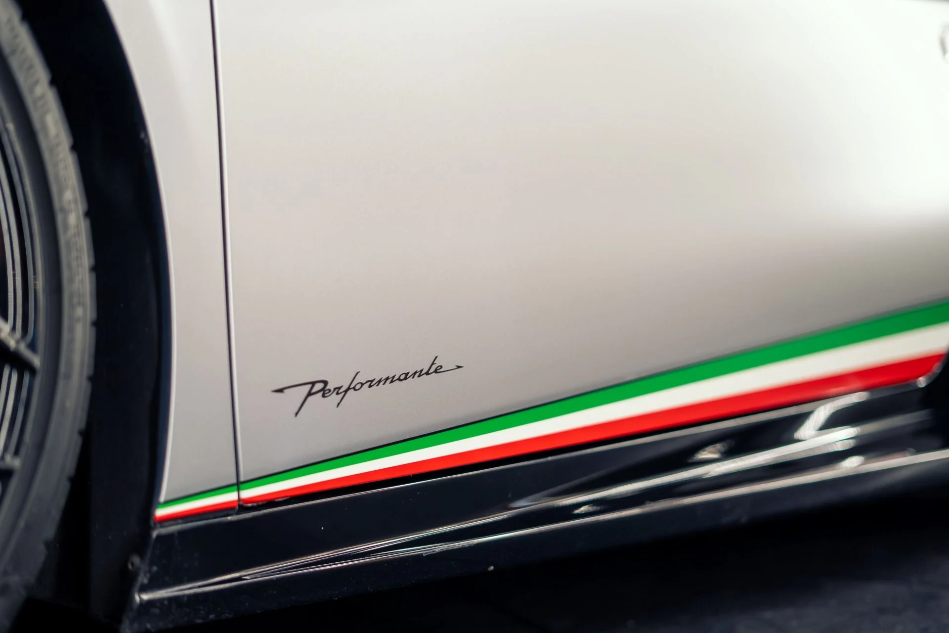 mph022_1923218078_Used_2018_Lamborghini_Huracan_LP_640_4_Performante_Spyder_1782163354_1d1d679748