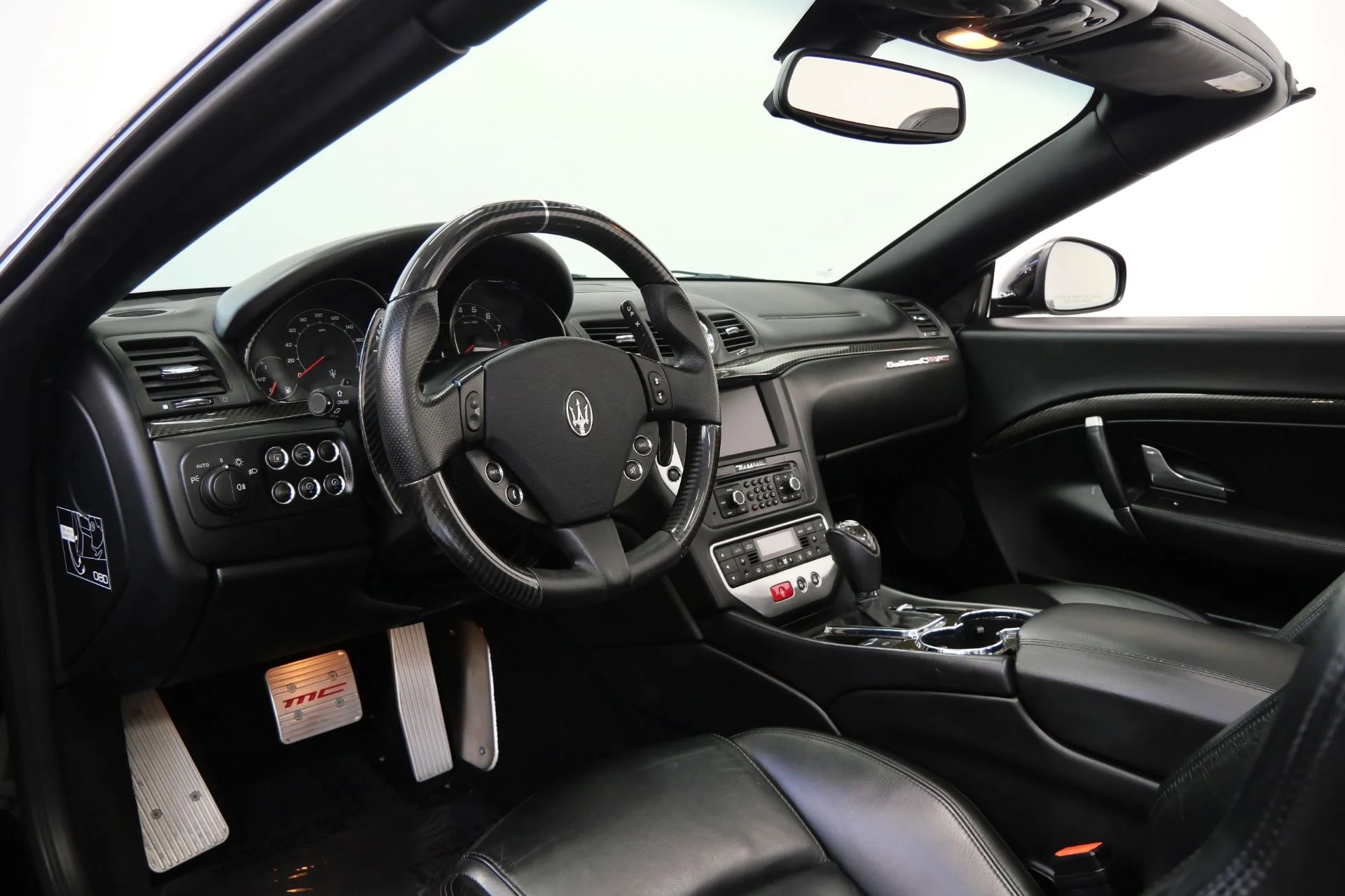 mph022_1938038428_Used_2013_Maserati_Gran_Turismo_Convertible_MC_Carbon_Fiber_Interior_Trim_Great_Sound_1773764089_3f14f0c2d9