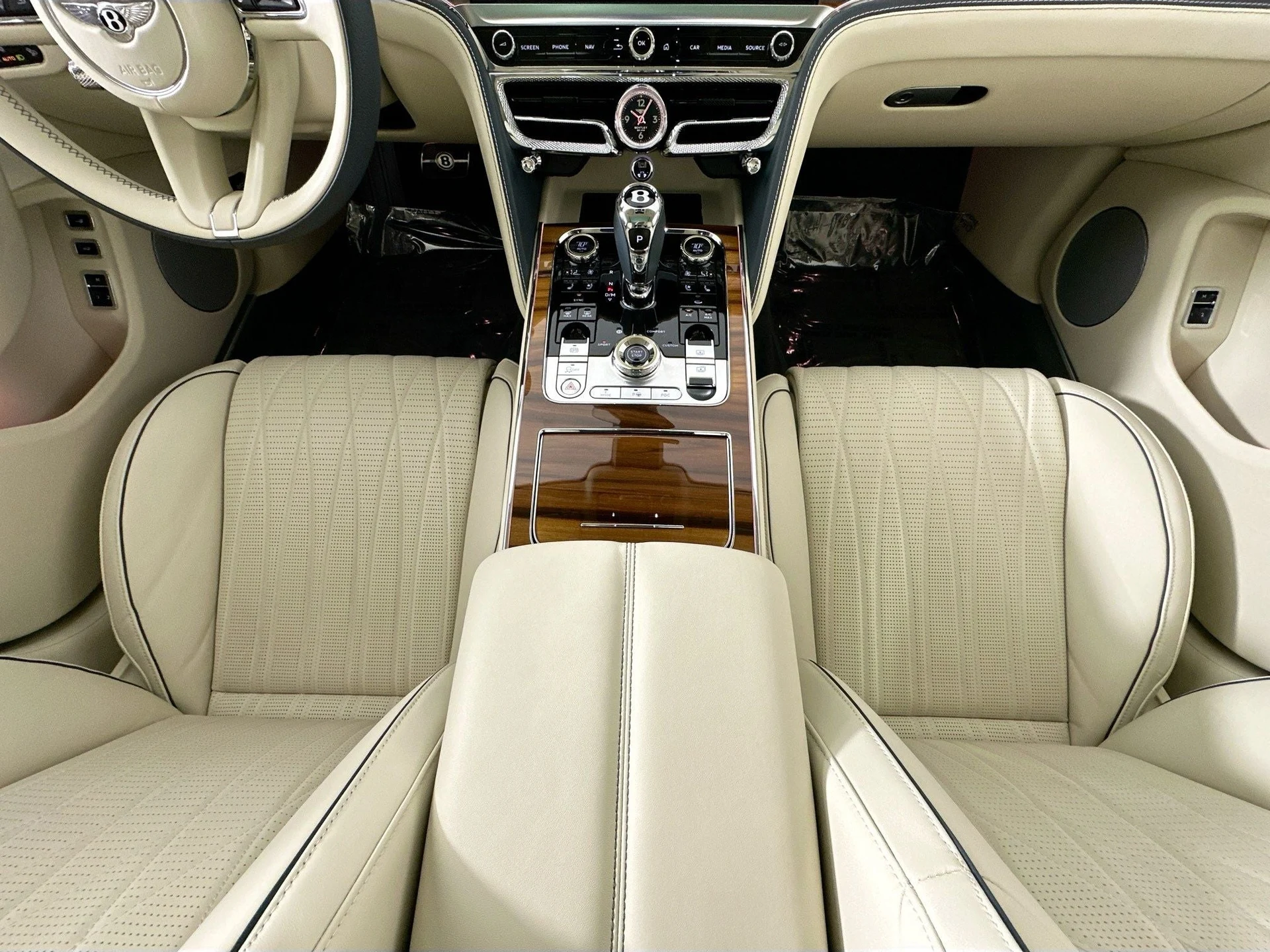 mph022_1940947885_23_5e8258487c