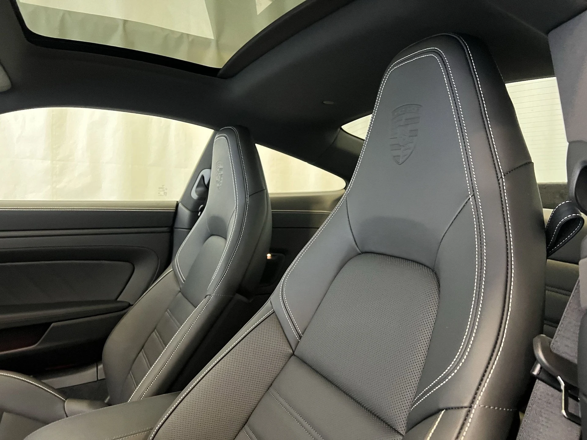 mph022_1946061099_614084f38d808be17b420a10a560f326x_c3bbc524fb