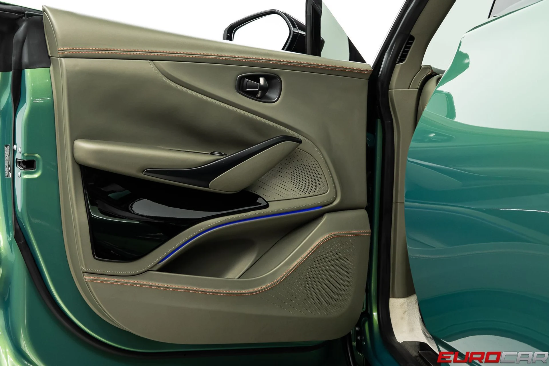 mph022_1952914650_acf250f9_bc65_4842_8a8b_375cd98df2f4_464d8b9a0a