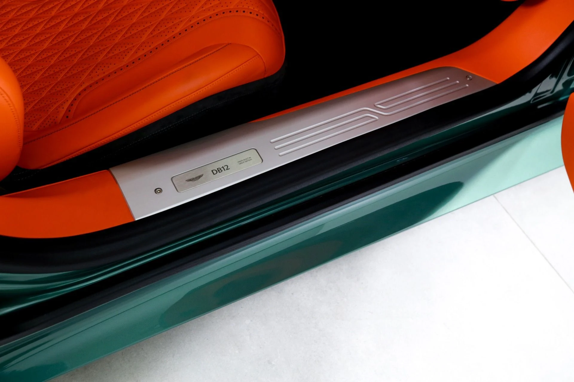 mph022_1956958095_Used_2024_Aston_Martin_DB_12_V8_1760989589_17b140c917