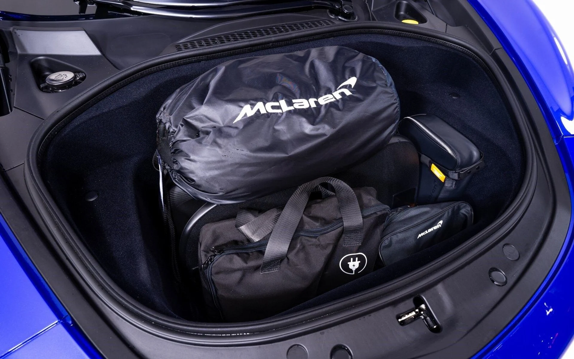 mph022_1961199259_8a29285be70a2e9c24e5c556c46725c5x_d3adbf100a