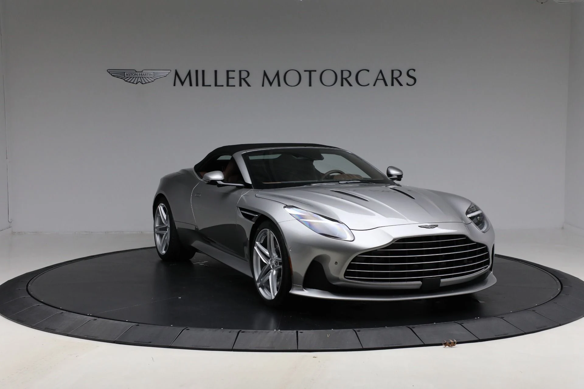 mph022_1964058879_New_2026_Aston_Martin_DB_12_Volante_1763416763_a1d4001b15