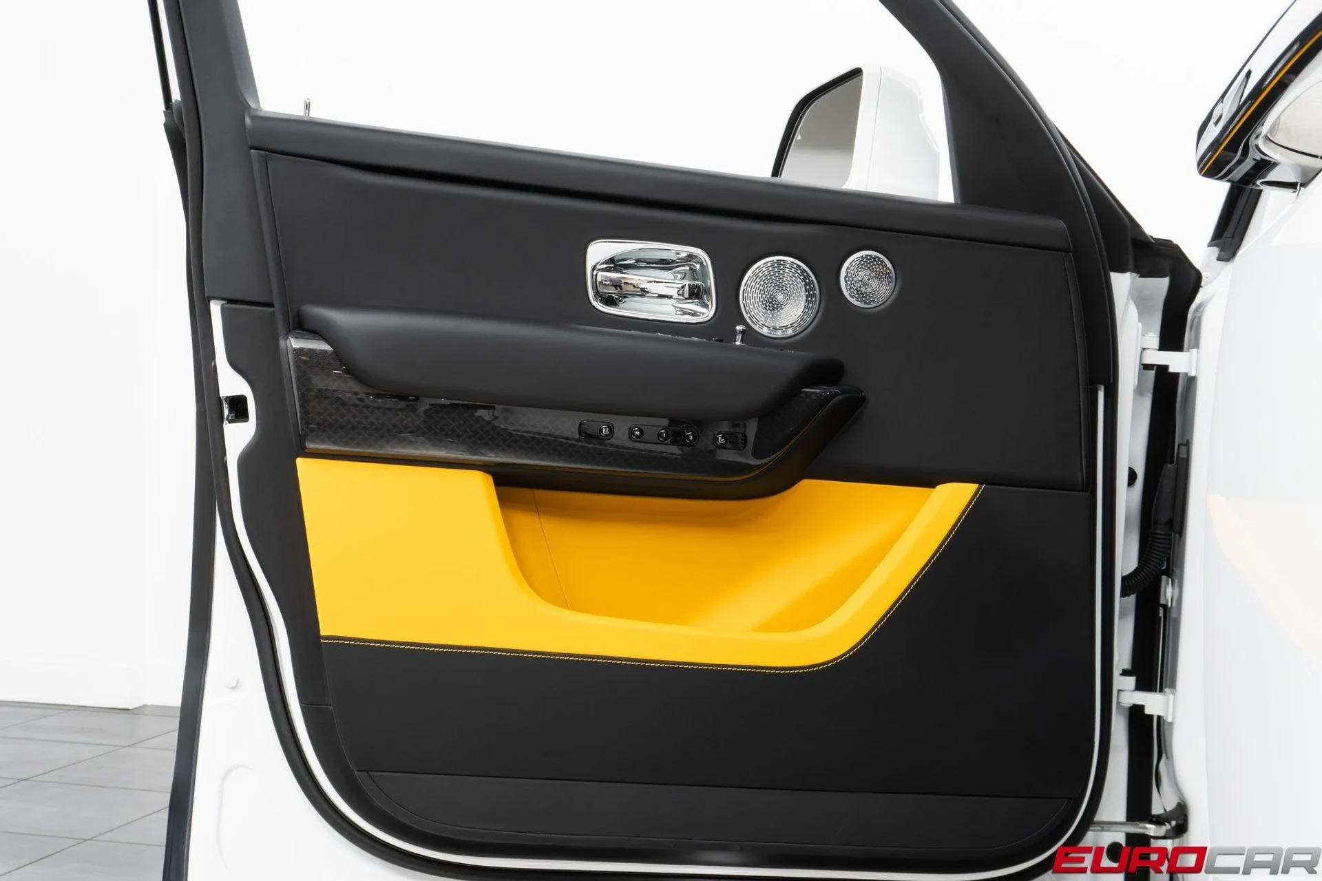 mph022_1968395235_image_23_5cad623030