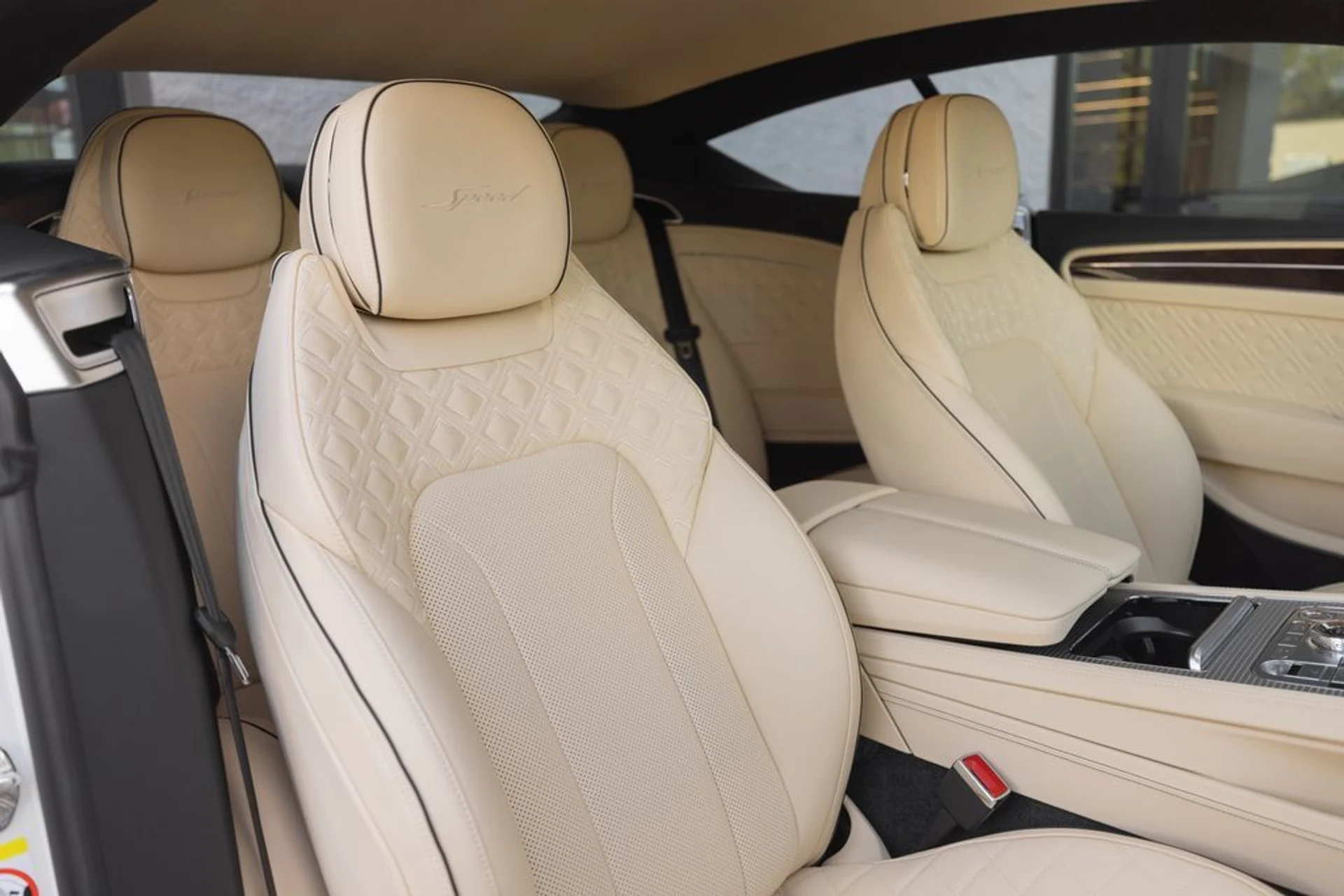 mph022_1971969517_0401d3f25a892571c1dd34ff3adeb4fdx_d6068daf37