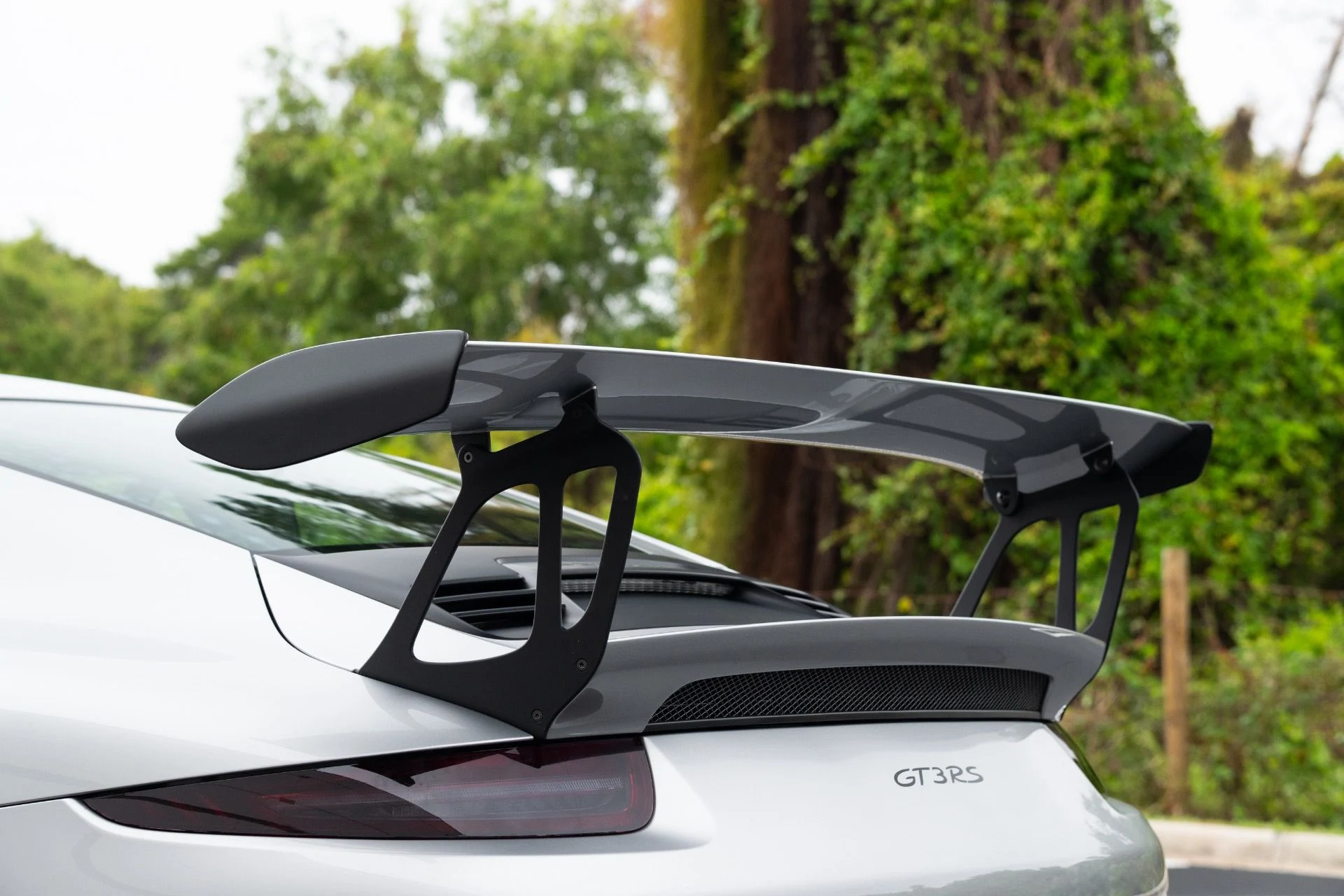 mph022_1973274287_Used_2016_Porsche_911_GT_3_RS_1773808378_dcff218cd0