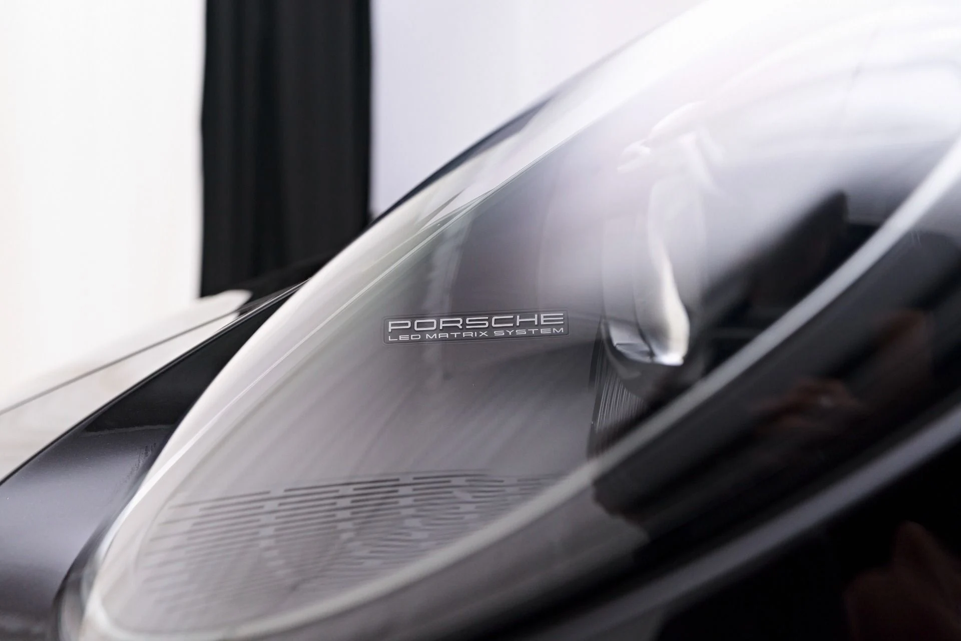mph022_1978648731_Used_2024_Porsche_911_Turbo_S_1758674564_69c0a39d77