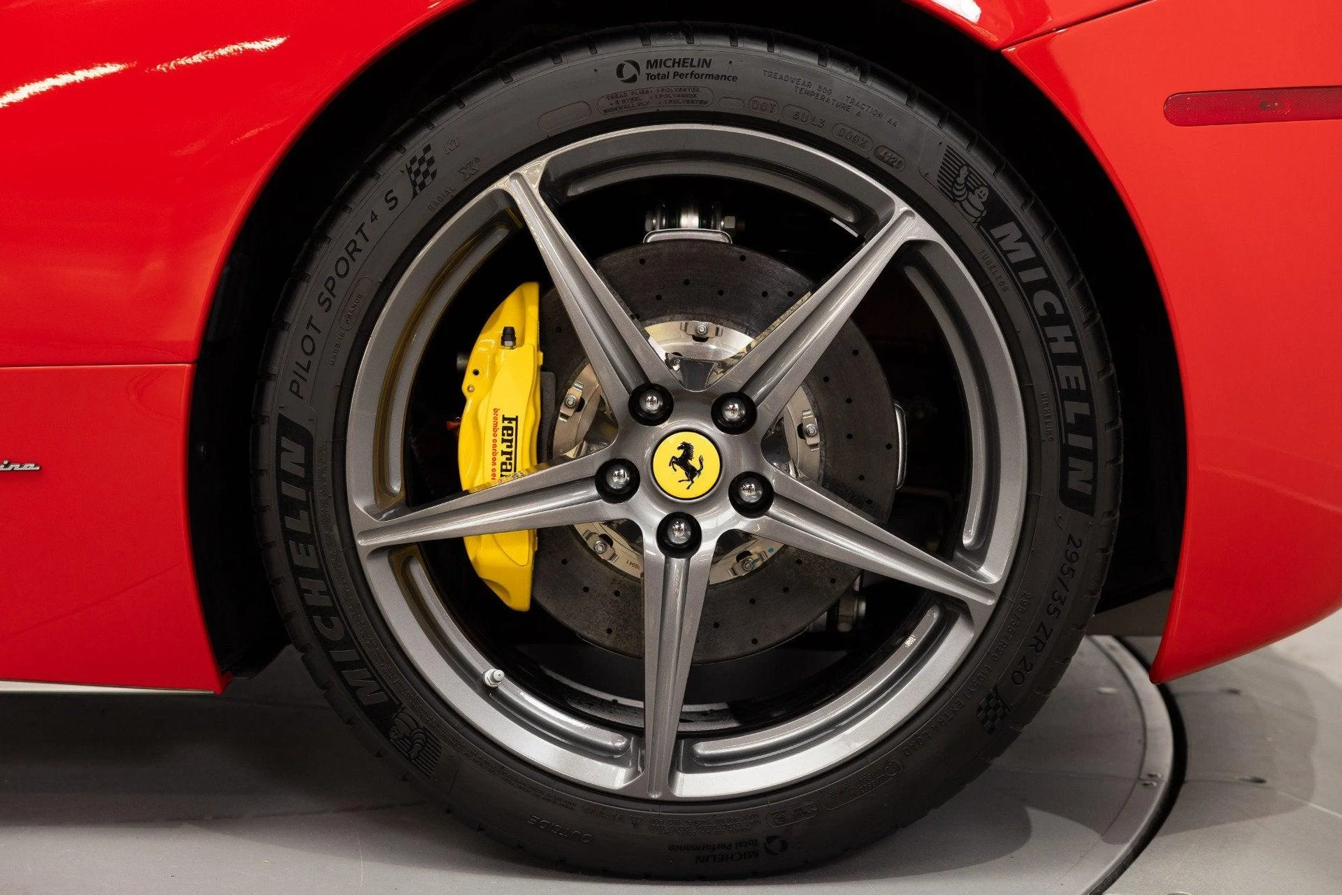mph022_1979414256_Used_2013_Ferrari_458_Spider_1791380408_2b959f285b