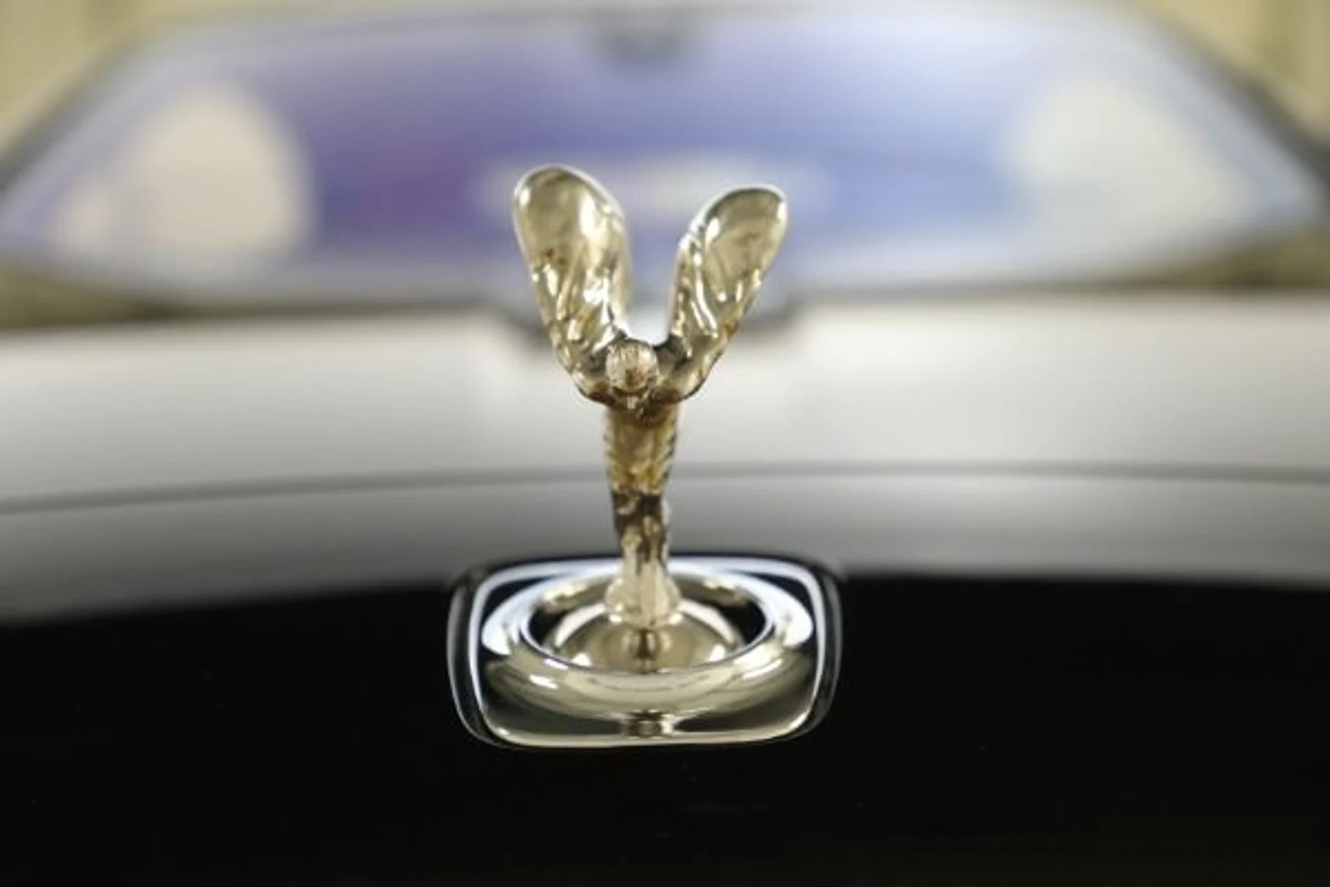 mph022_1982466617_Used_2018_Rolls_Royce_Wraith_32ff48a259