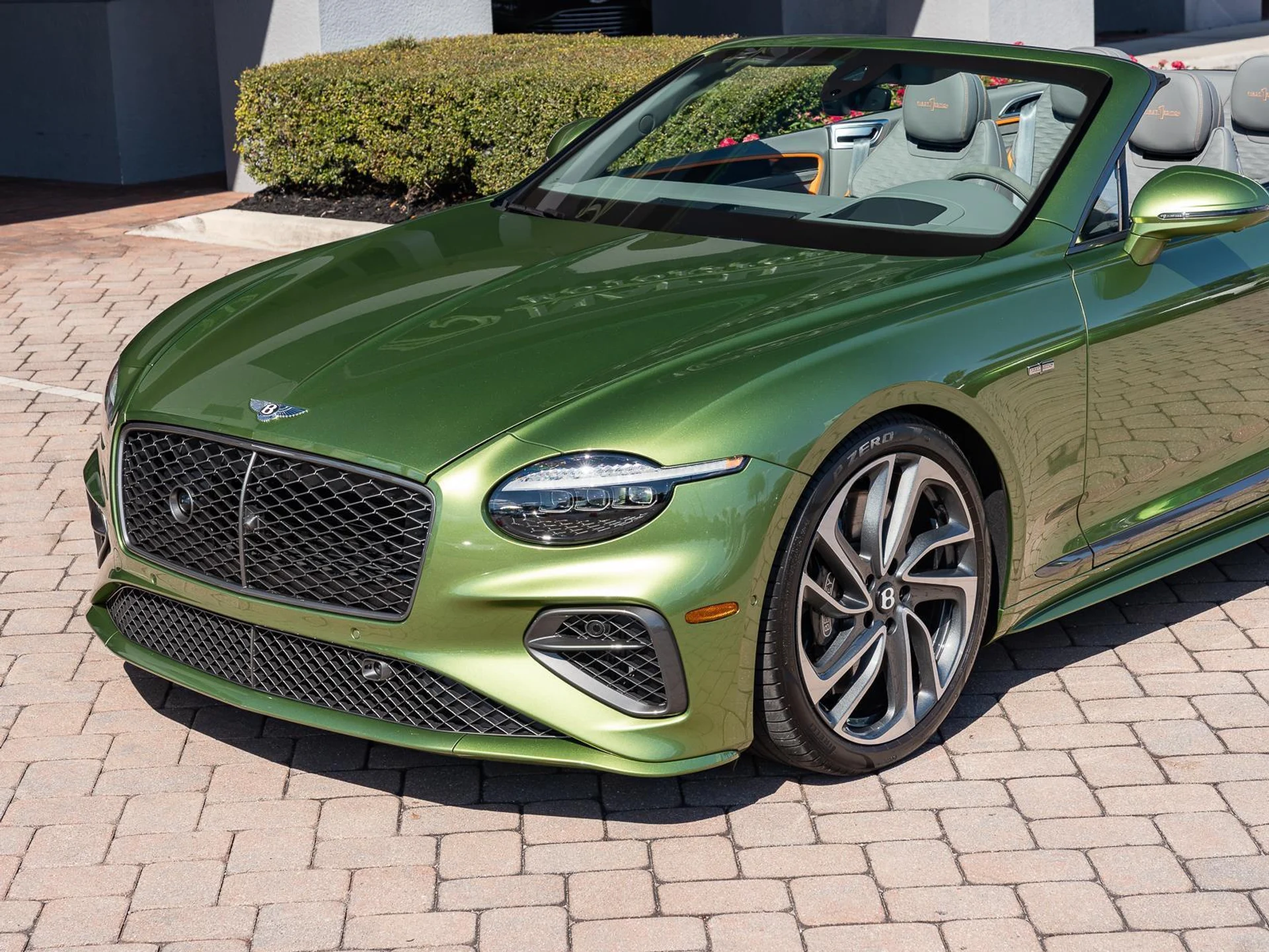 mph022_1984074520_Used_2025_Bentley_Continental_GT_Speed_1770806126_1d121e8b13