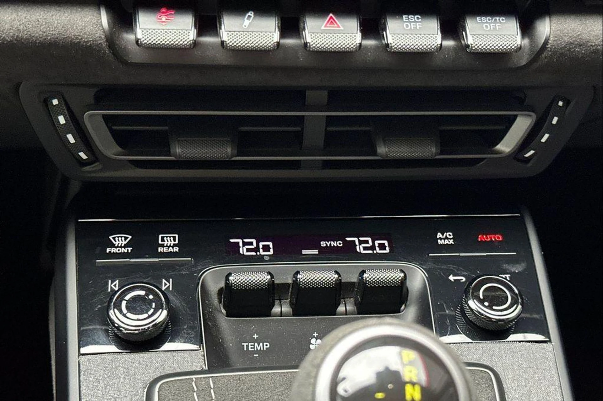 mph022_1991599844_S_qz_Jc9_W_Gg_P_Vfei_Ch_KITMY_5tn_VE_5d28632d4f