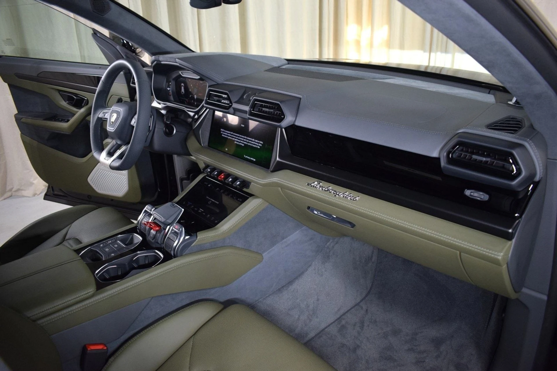 mph022_1991606938_47feb2d444b060f3656702f26e1f47f9x_2a127b23fe