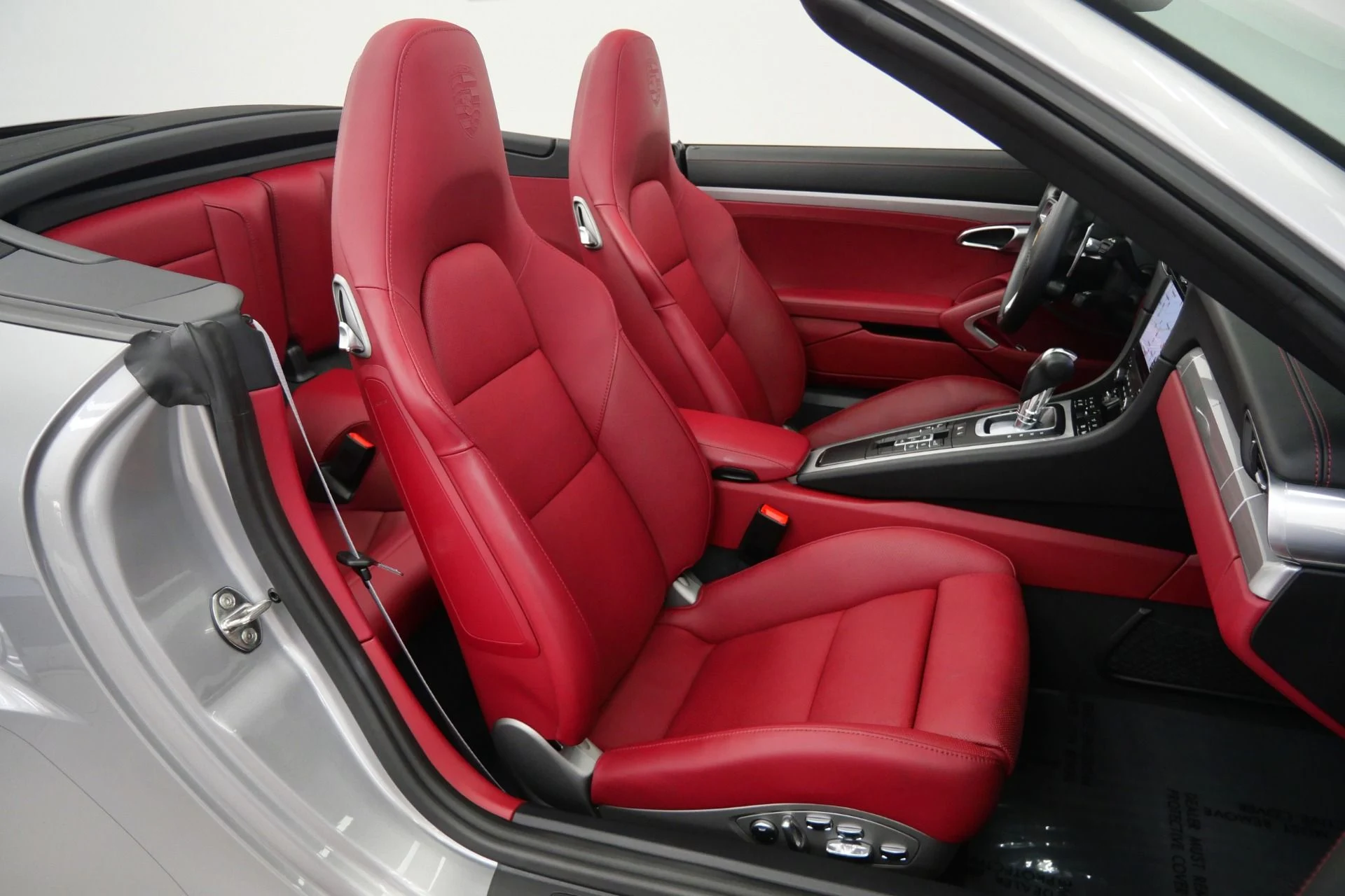 mph022_1993131094_Used_2019_Porsche_911_Turbo_S_Cabriolet_Factory_Carbon_Fiber_Wheels_Aerokit_Burmester_Audio_1766082238_056c56ab17