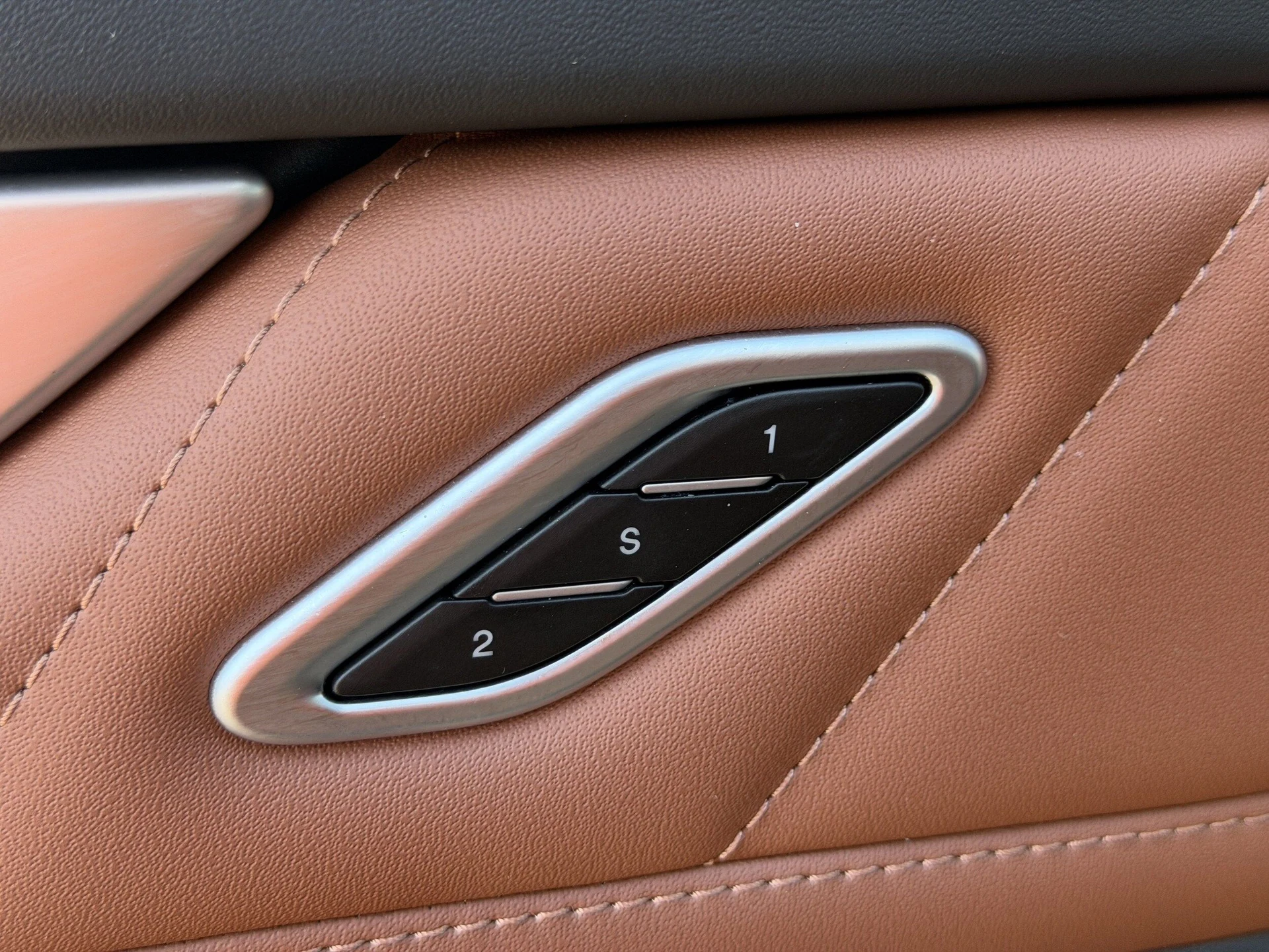 mph022_1995179029_f74405046984f7427ae836fb8cde8954x_ca2c14a155