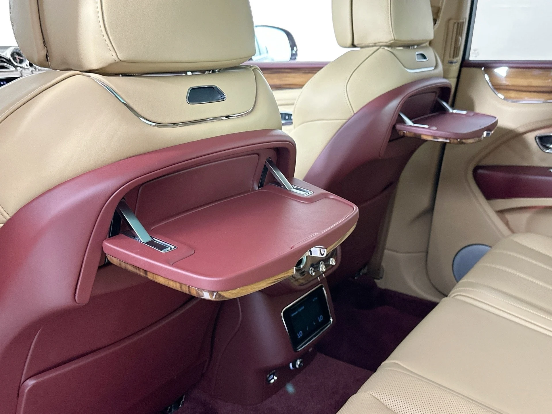 mph022_199922544_23_f51b00e44a