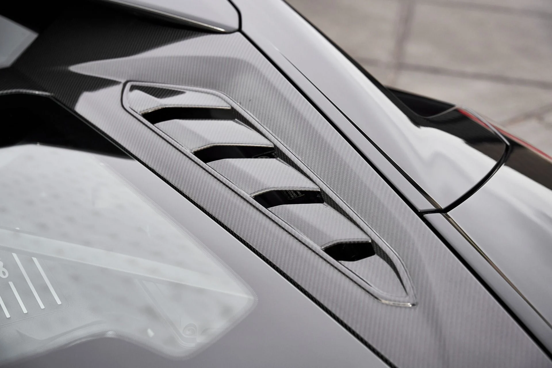 mph022_2003585573_Used_2023_Lamborghini_Huracan_Tecnica_Base_1766269019_7690cbf0d0