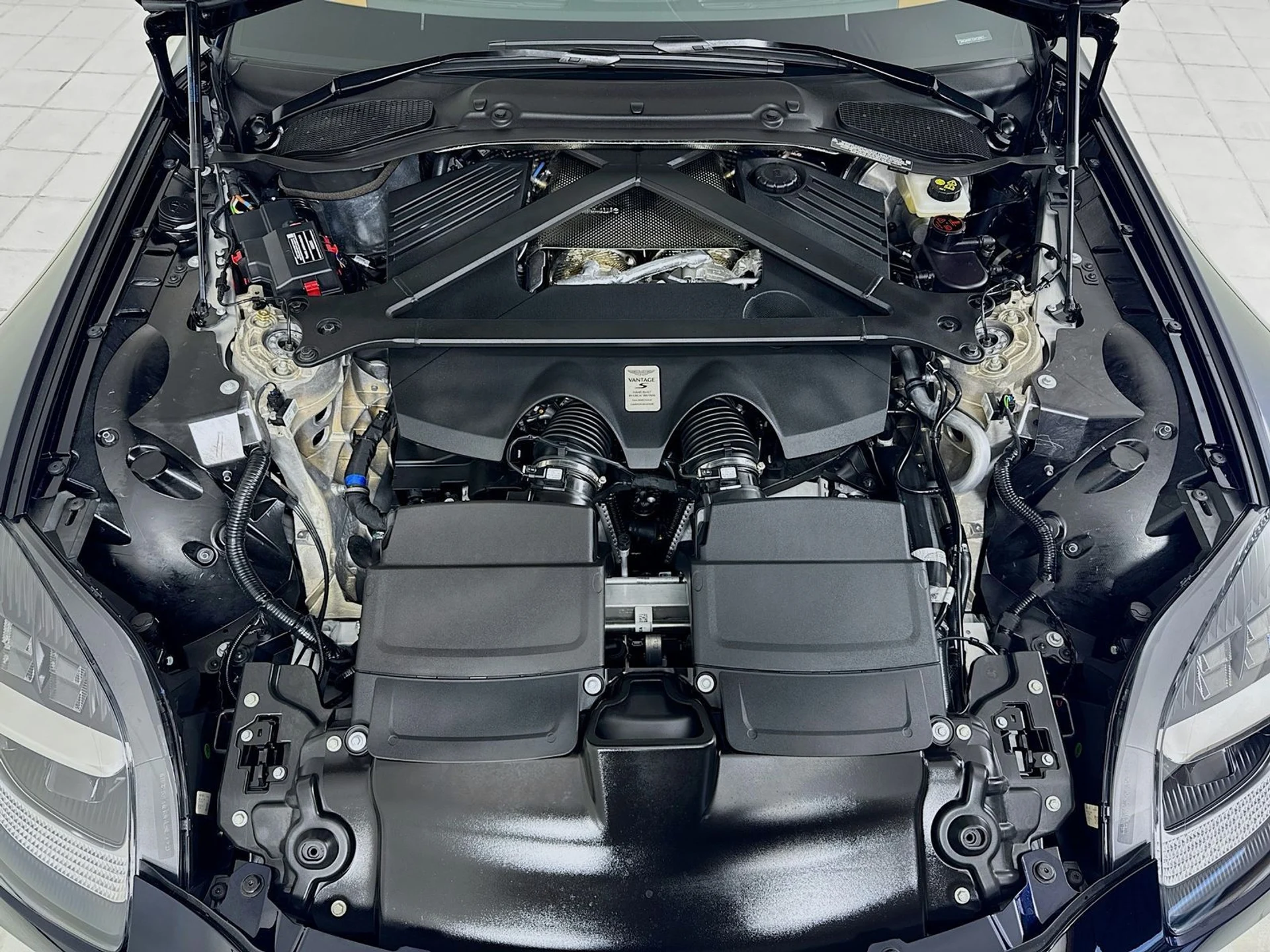 mph022_2006284645_e22abacc1a91ec8dce79be527c1ba608x_e0b0aadc7a