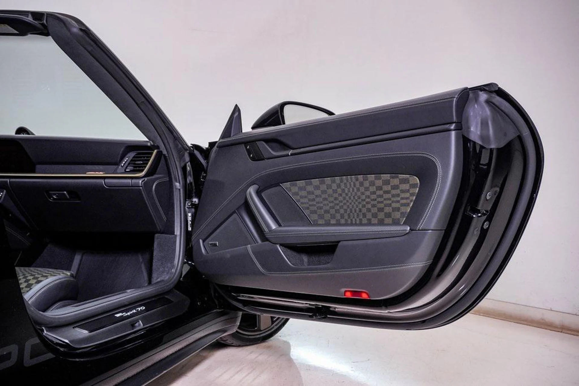 mph022_2009567031_AQR_Aa_Qo8rlc_A_u_Etwcscf_Pb99x_I_7689eb8b8f