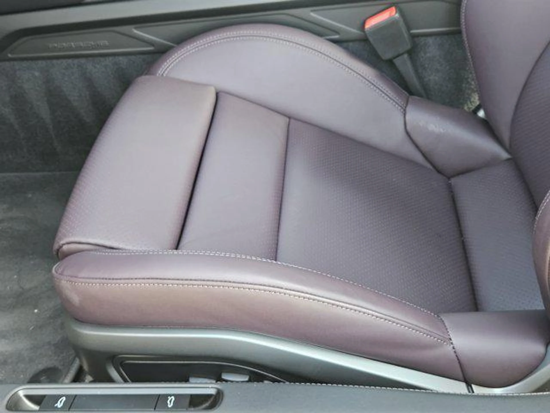 mph022_2013102035_b_Qca_Cxfm_p_Pl_Oo_BGB_Aik0_UL_Vt_CA_98c0b13566