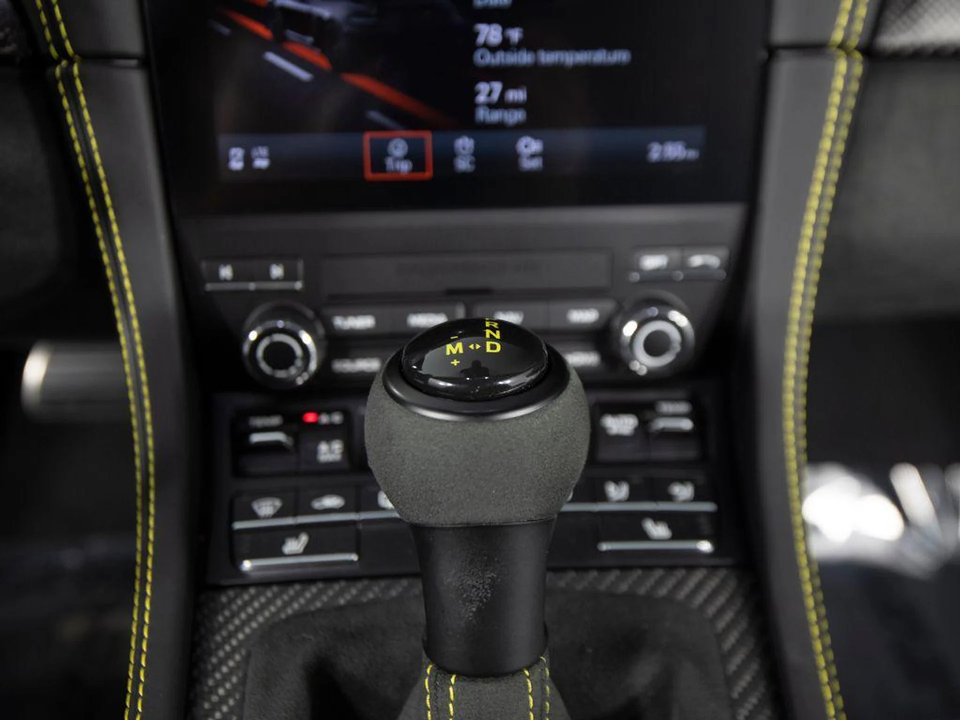 mph022_2028491080_b0_J8_L_Ft_VHC_83_R0n0_Jtc_P4_Vz_As_MY_9bf20bbd37