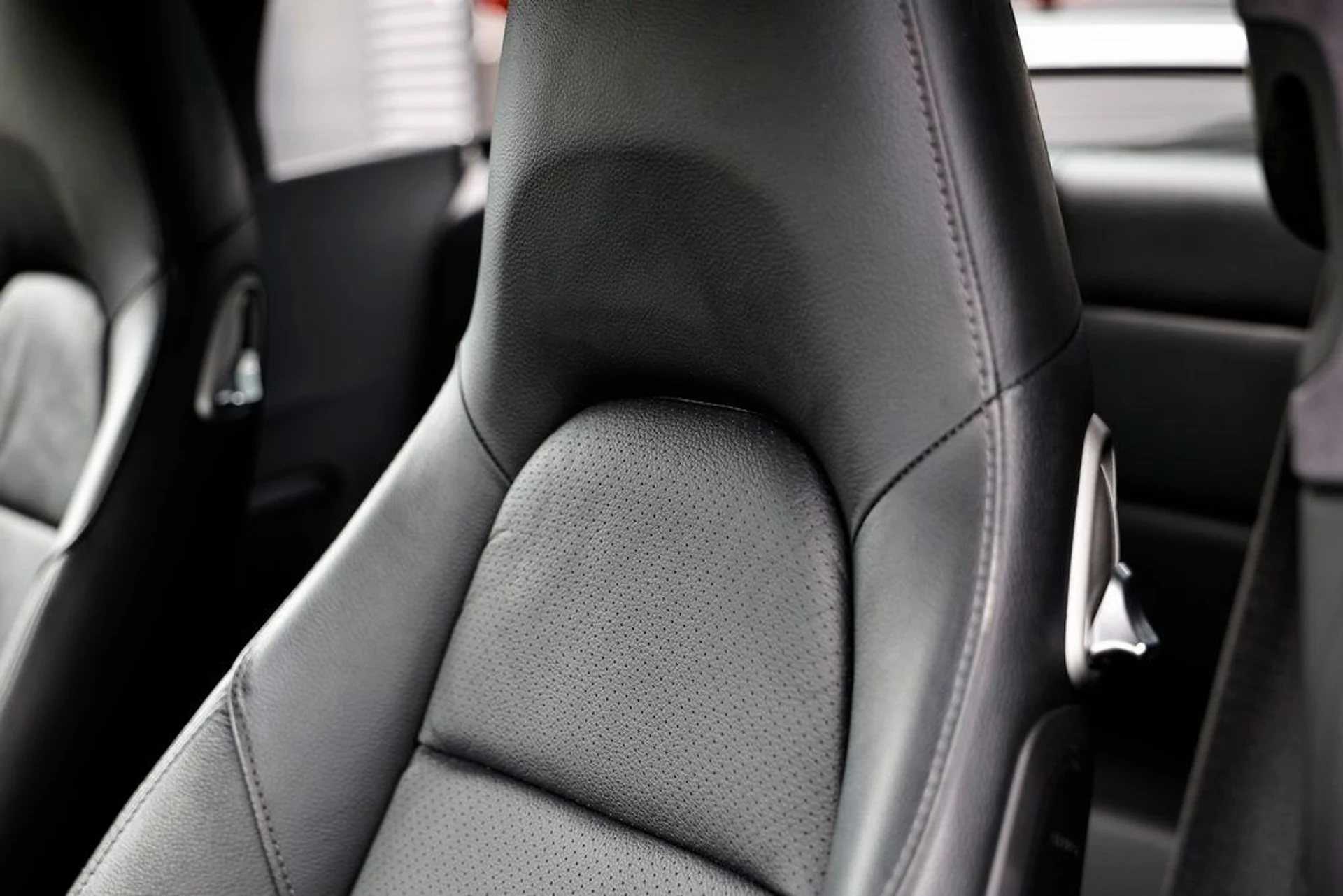 mph022_2031048334_ea9f0a87ed341a6d54c38f3d2e67d496_5267283aee