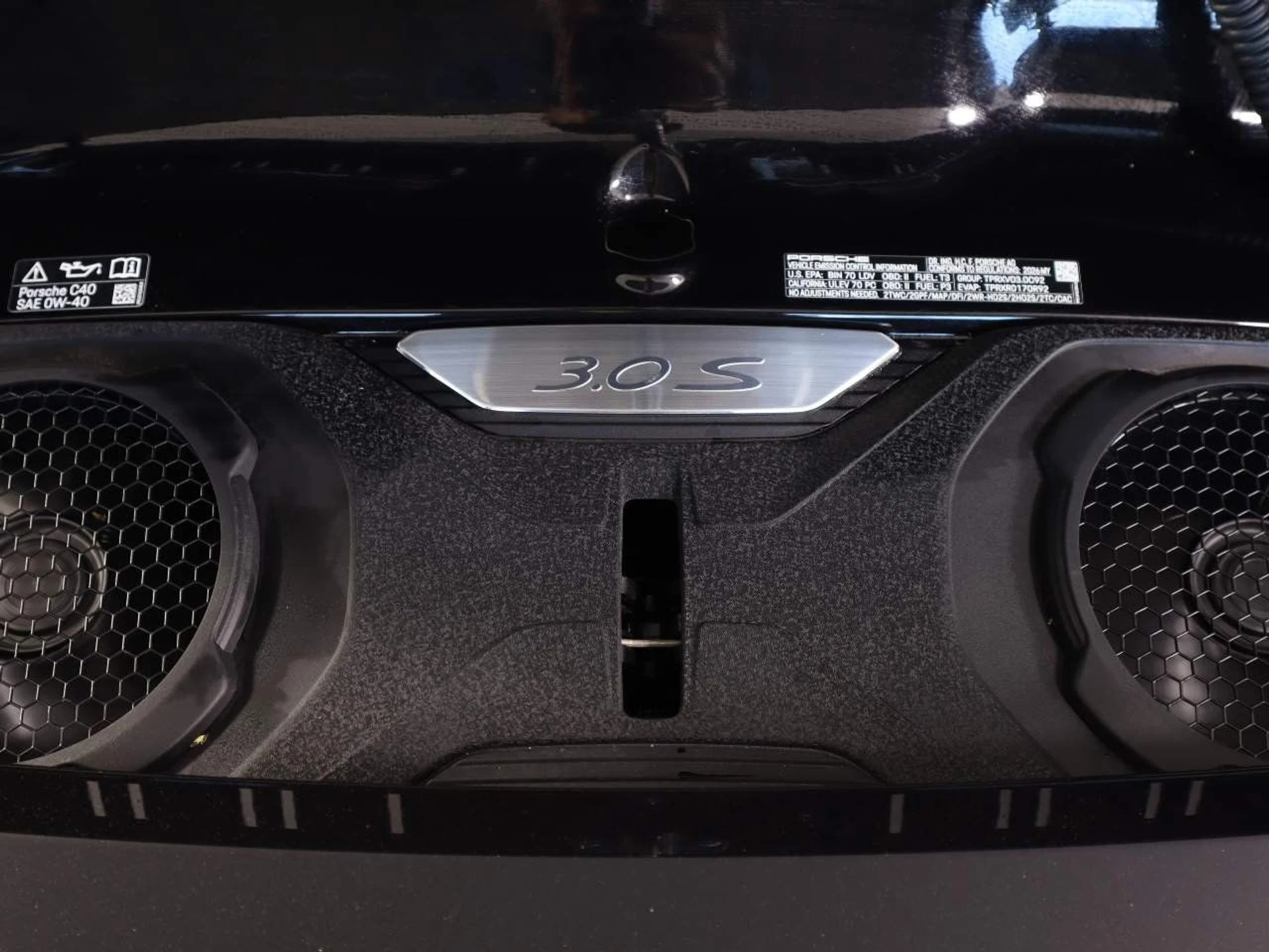 mph022_2040025976_ae9ec1e28386160401b5c06fce3d02d5_7be7a33729