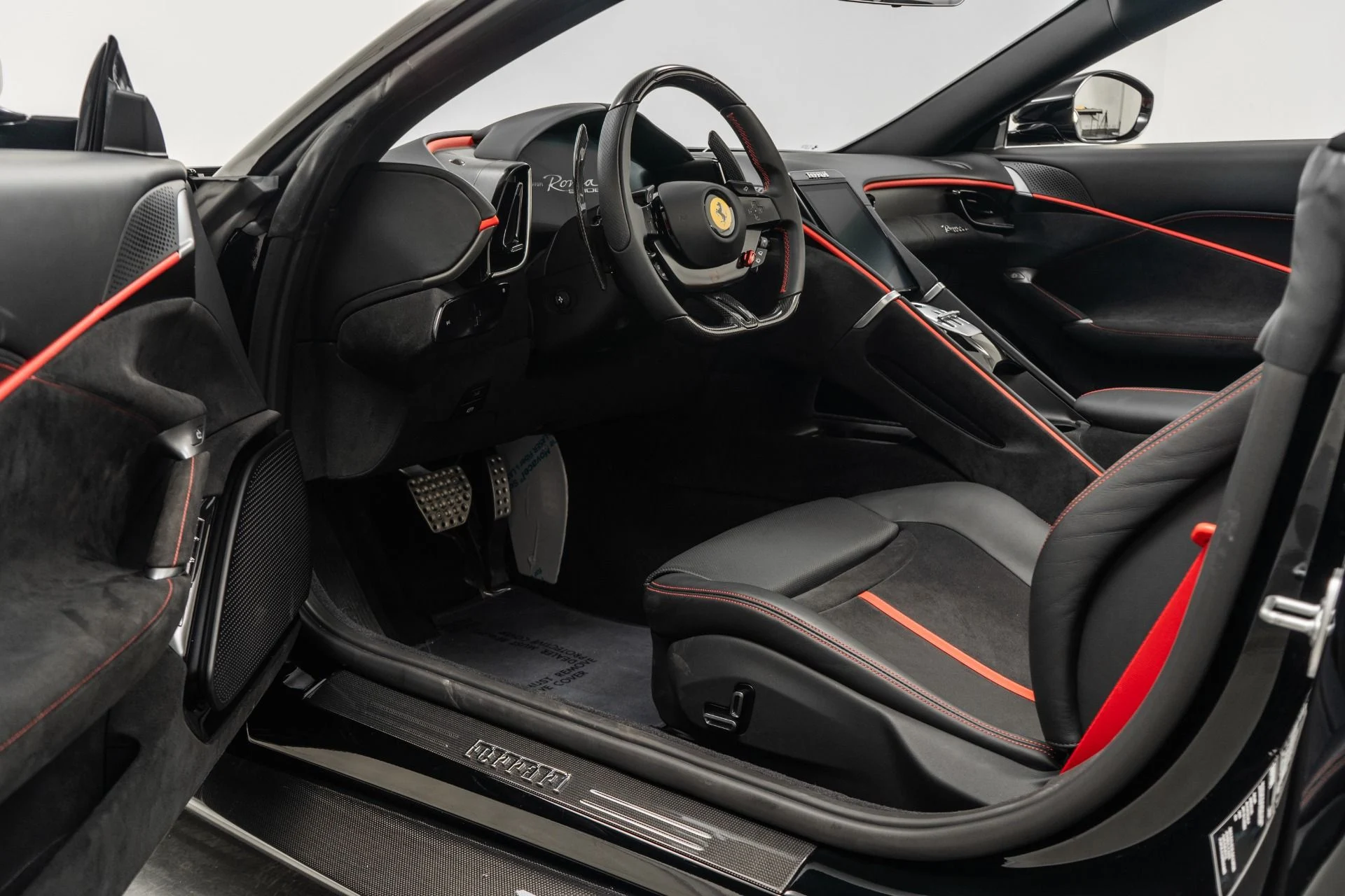 mph022_2043285238_Used_2024_Ferrari_Roma_Spider_1759261695_c083fe8620