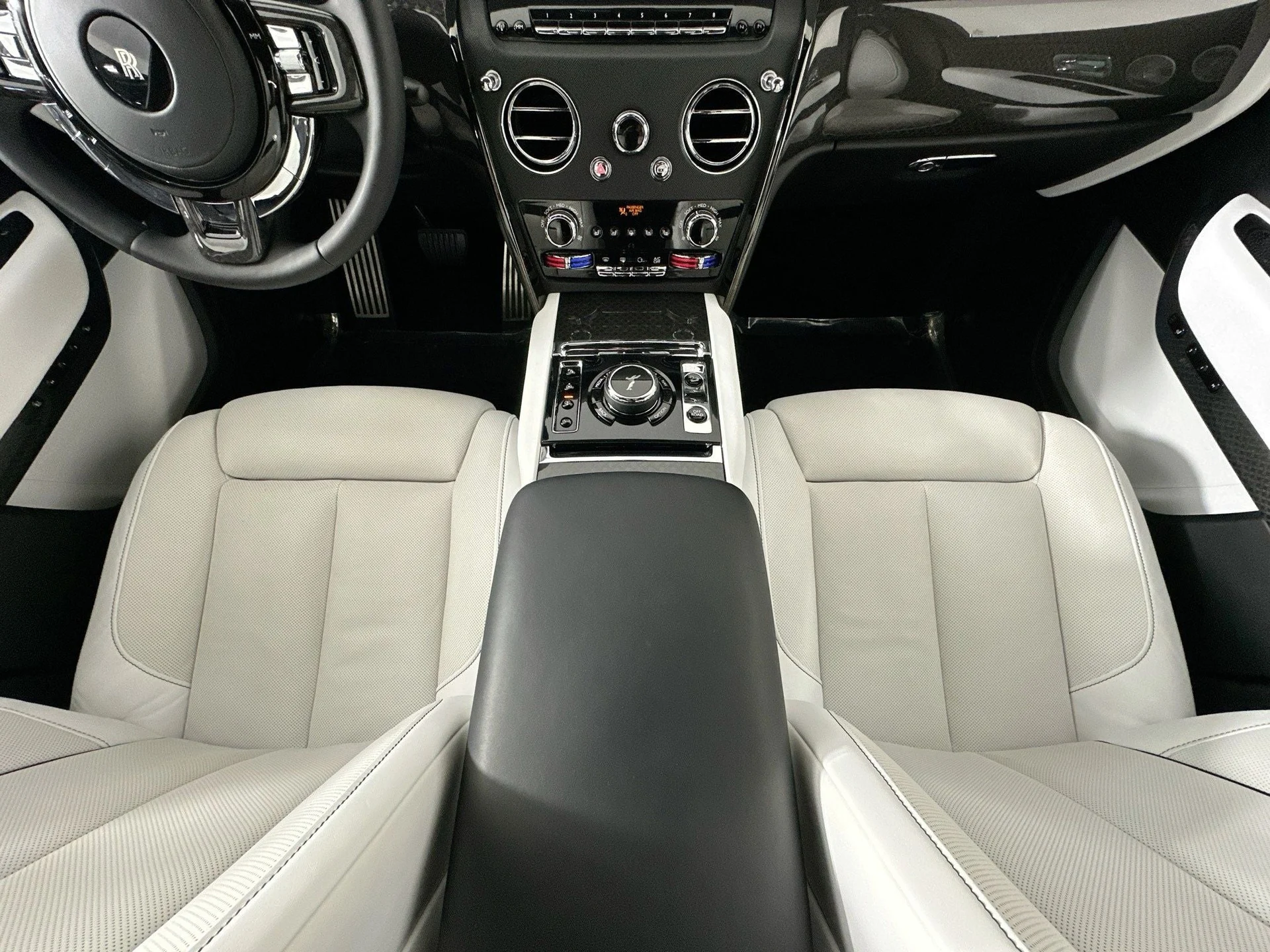 mph022_2044863872_23_c22f839df3