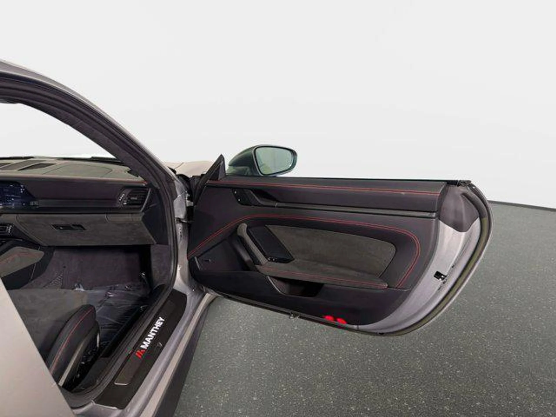 mph022_2045379467_qby_J_Eog_Zq_RBUJ_1_Z0_Cu6a_Plquf_U_8529d71b65