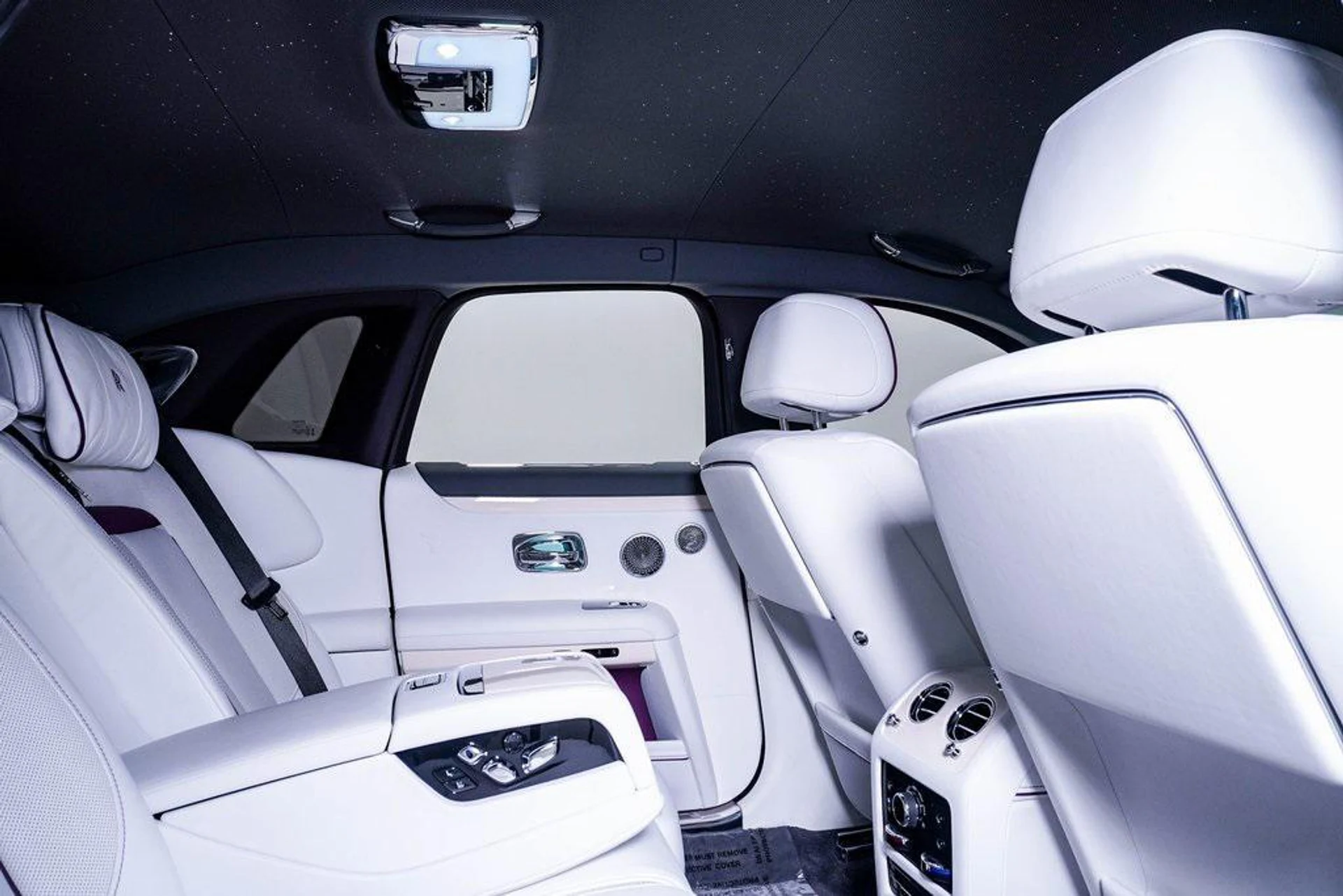 mph022_2052183201_ur6q_A_Yaz_OW_Hz_ZLYWUE_8_Hx1_Uj8_b168c688e3