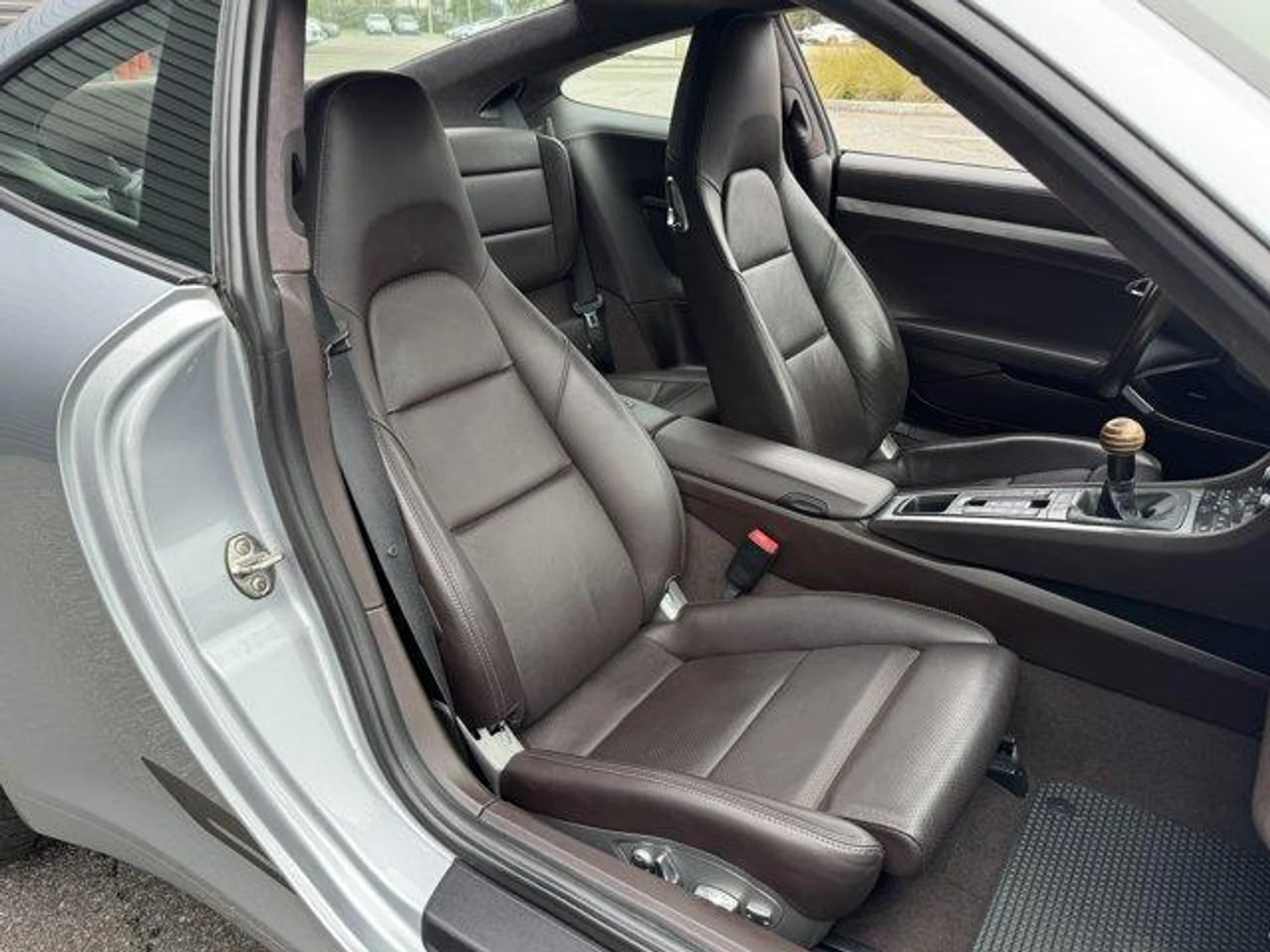 mph022_2052337510_z7ng_VE_Yh_Le_Nd_Kmb_SVSN_02n_I2_GE_1a3c7ea7a6