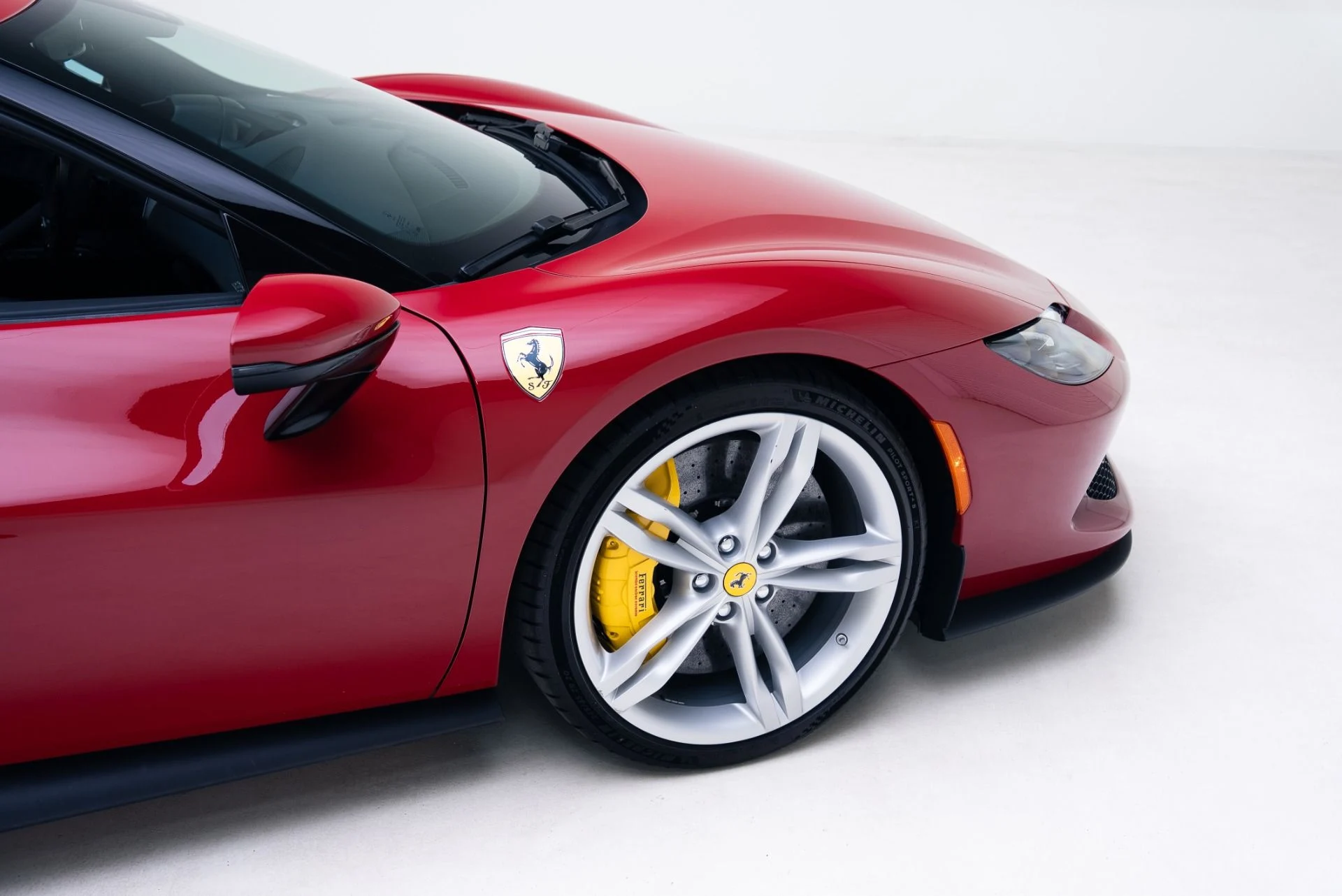 mph022_2055508166_Used_2022_Ferrari_296_GTB_1768331958_b9337dacde