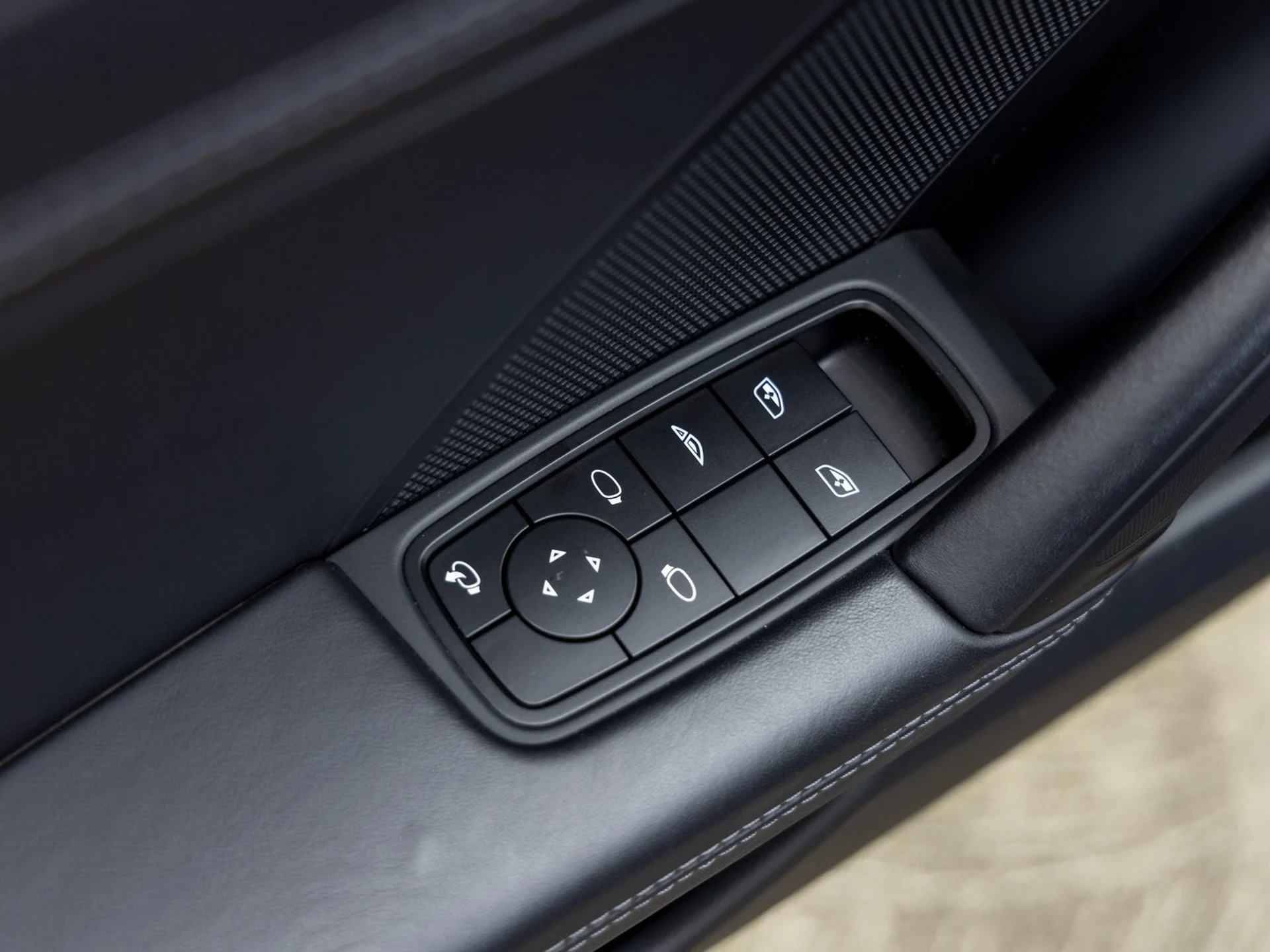 mph022_2057297278_23_73cadc839e