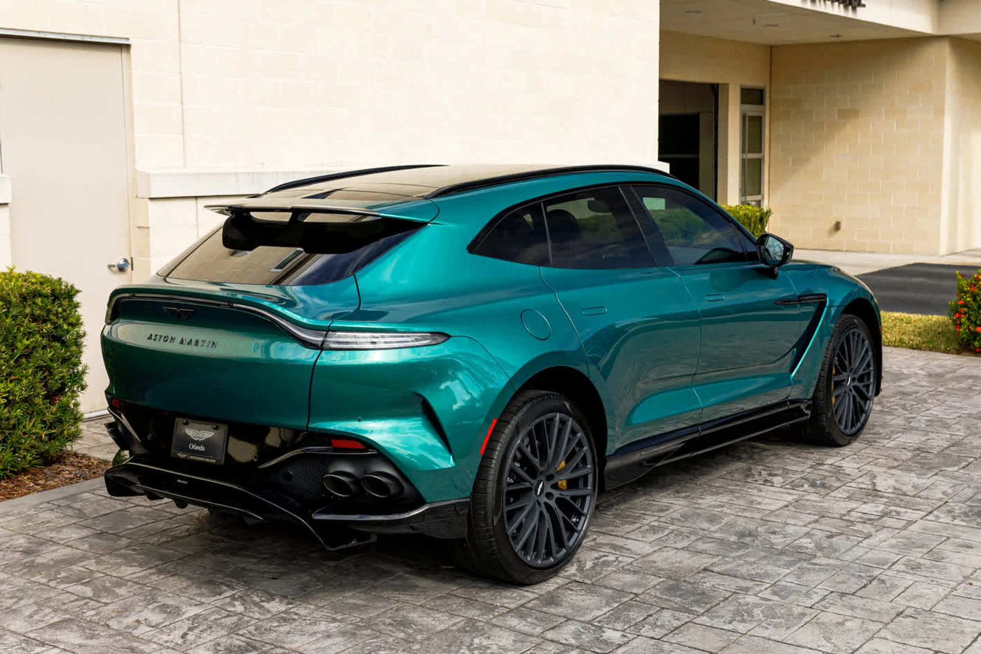 mph022_2058329009_23_5c5b8d3f37