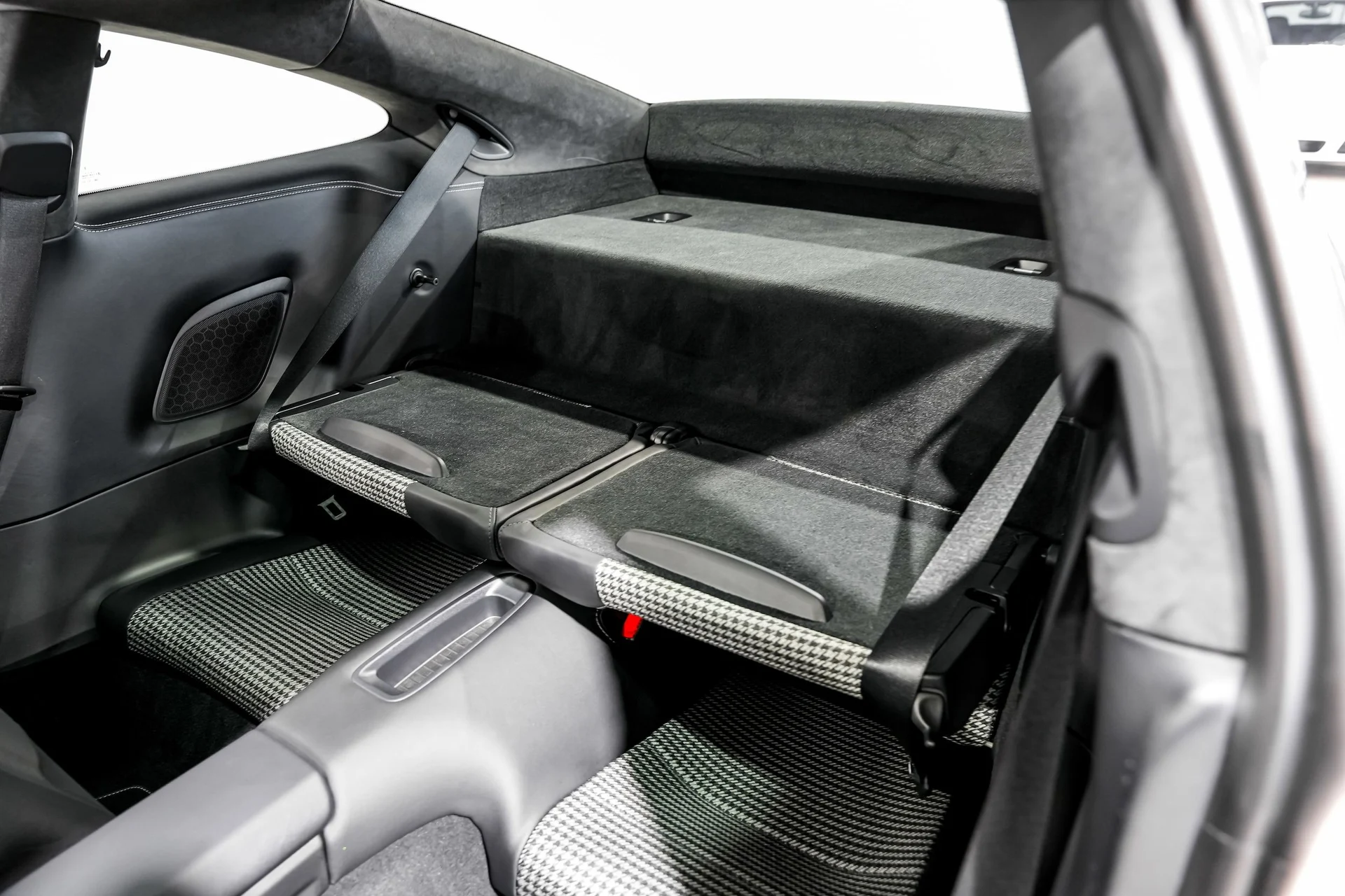 mph022_2061608947_bb08ec688c6f9c60ff6ccbcf65076d63x_27c2156284