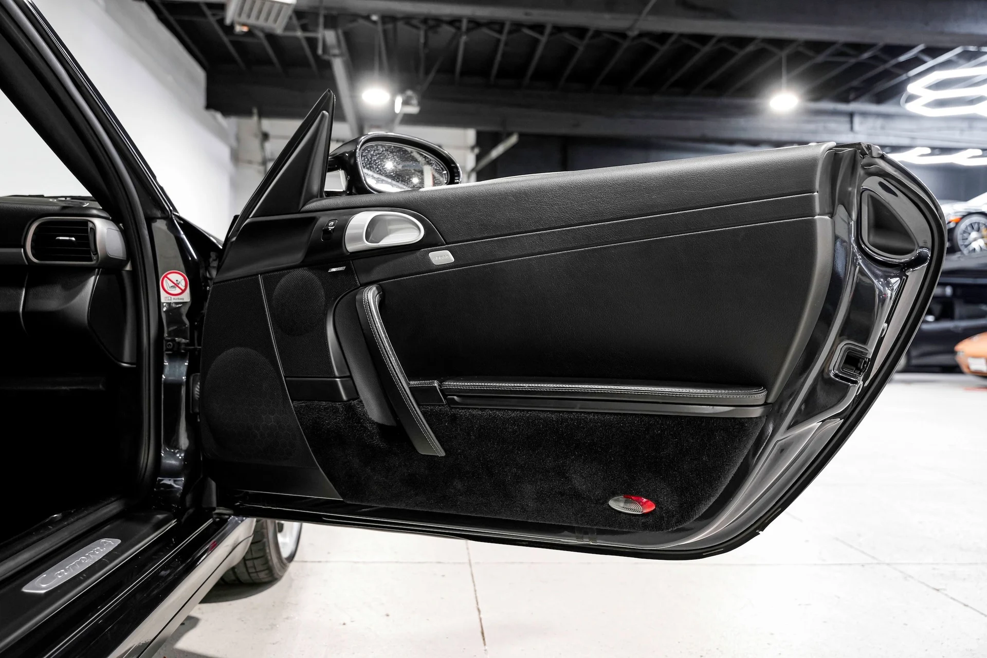 mph022_2062463698_b382215168c8074c215115b5621c7f32x_57b9bb321e