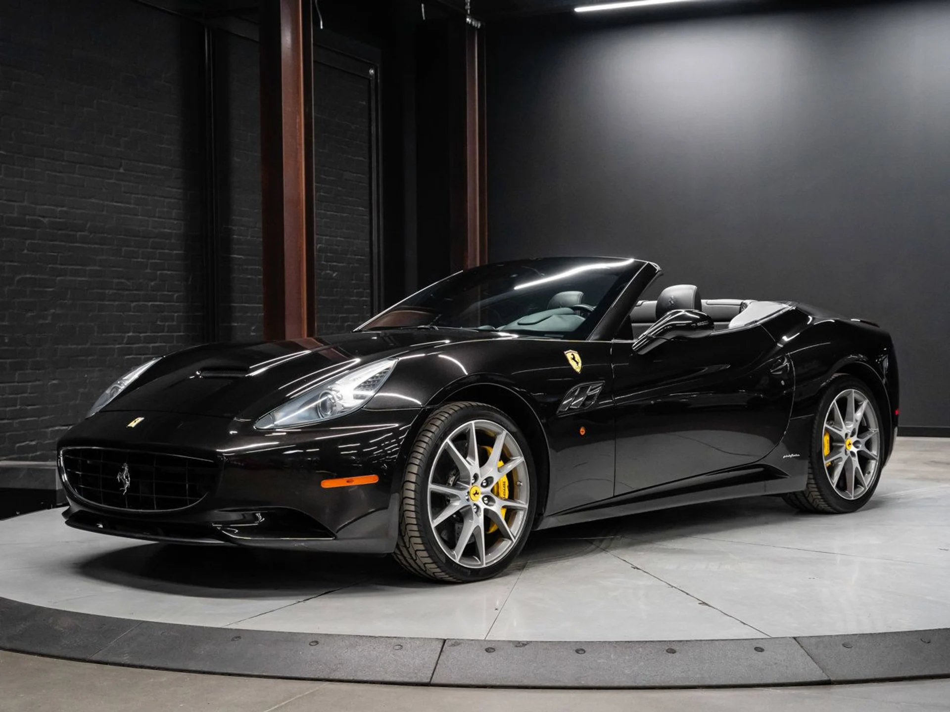 mph022_2064826189_ferrari_california_2011_13f908055e